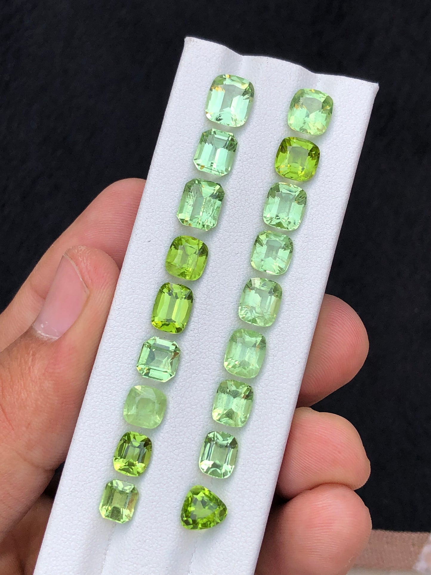 Natural faceted peridot 28.20 carats