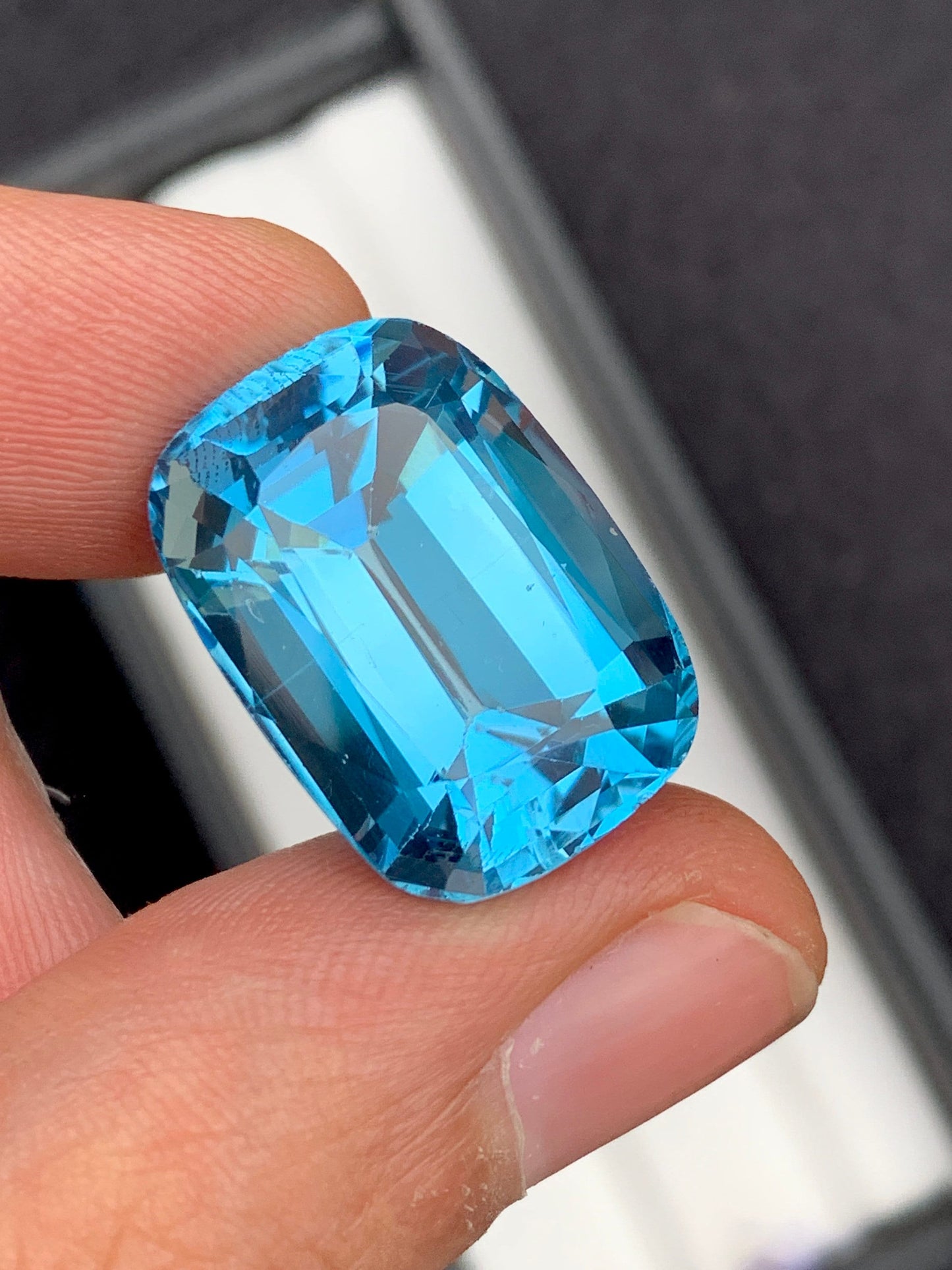 Swiss topaz 30 carat