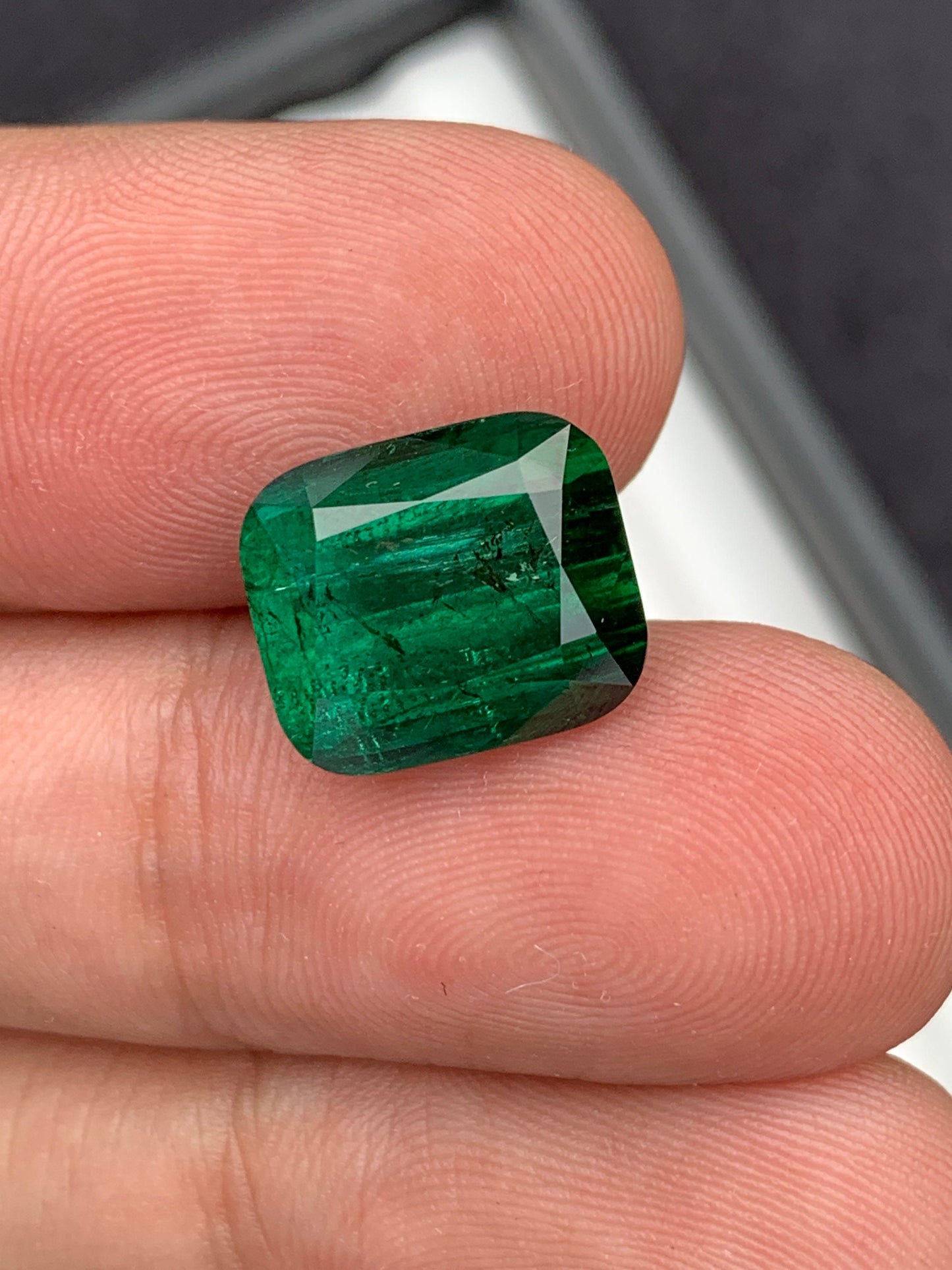 Green tourmaline 9 carat