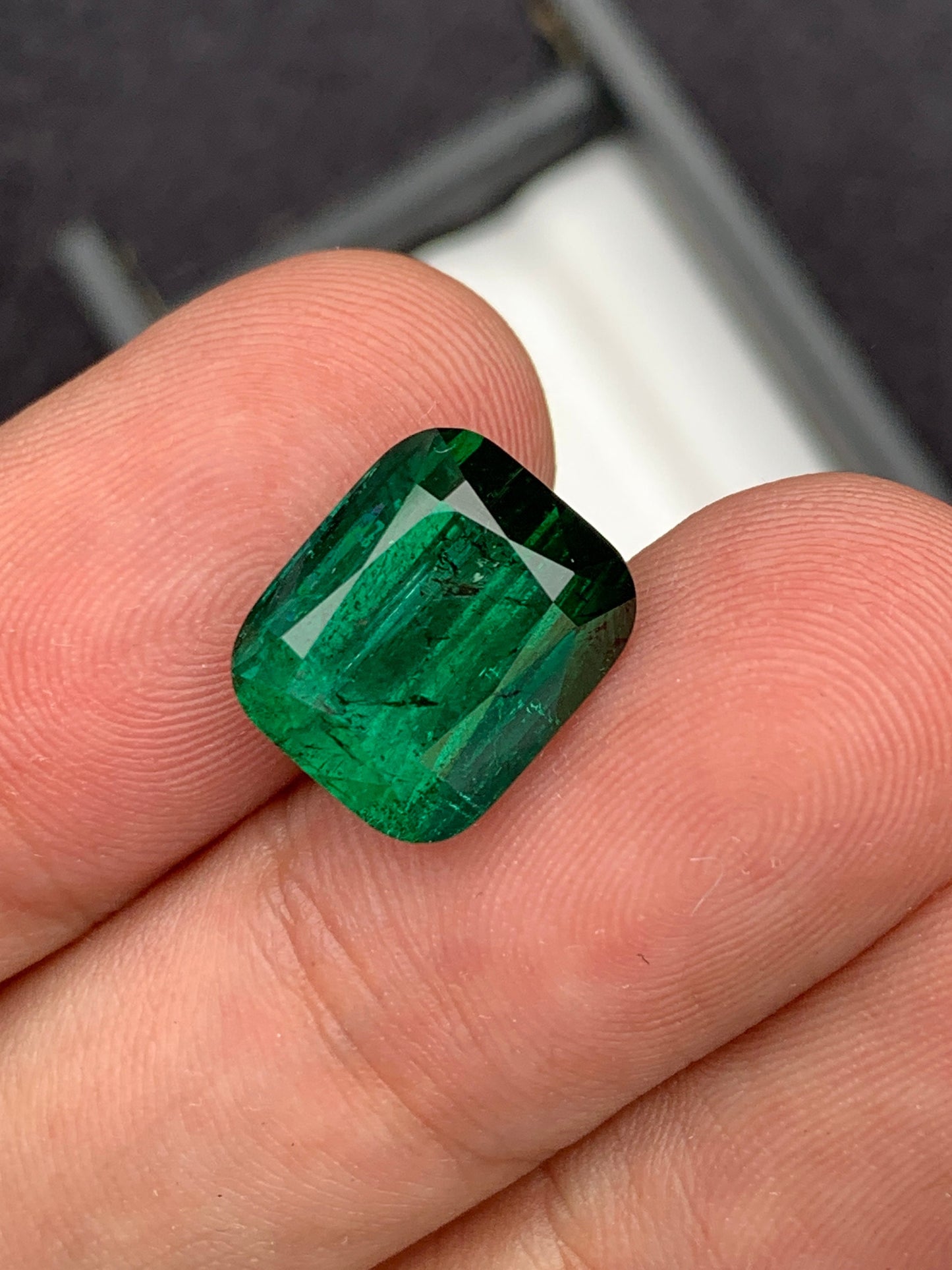 Green tourmaline 9 carat