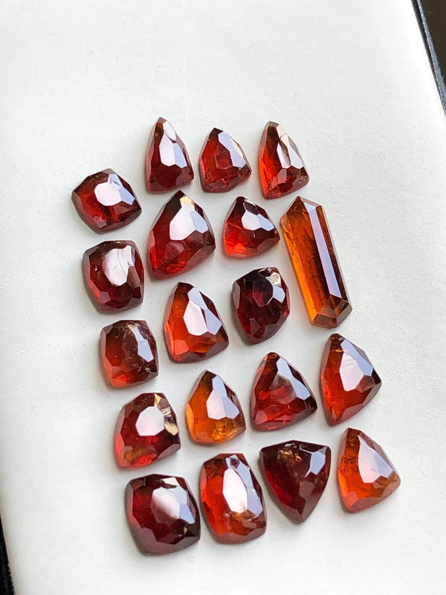 Spesertine garnet rose cuts 45.70 carats