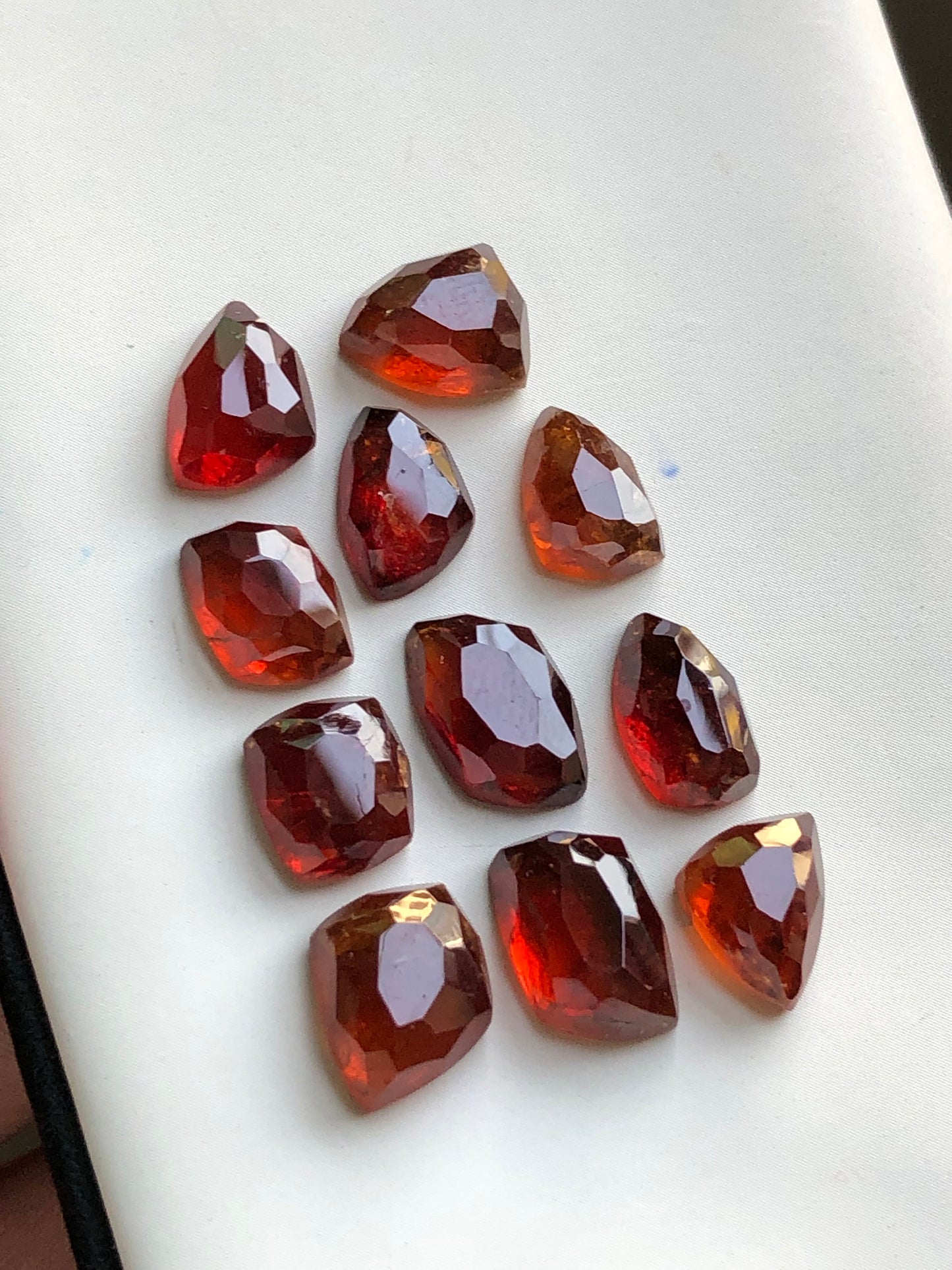 Spesertine garnet rose cuts 43.60 carats