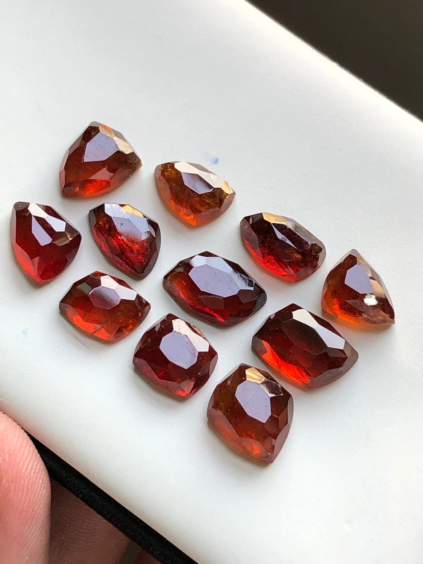 Spesertine garnet rose cuts 43.60 carats