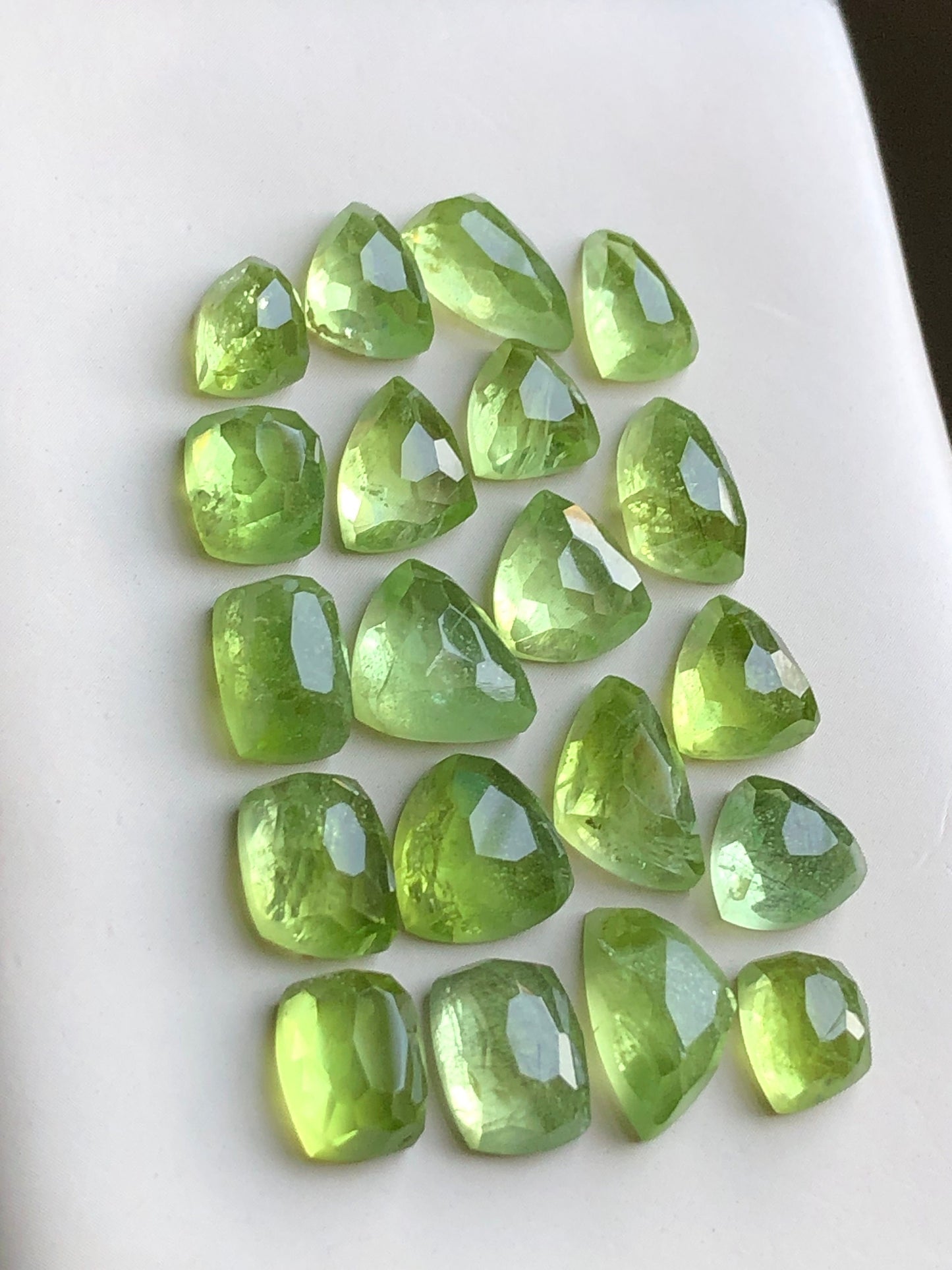 Peridot rose cut lot 54 carats