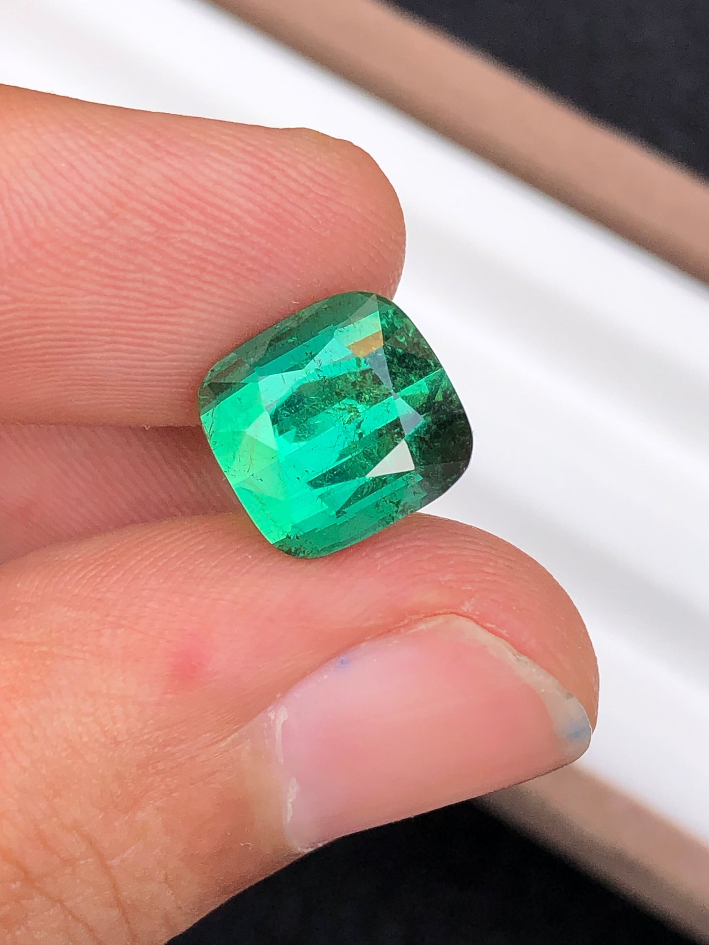 Green tourmaline 7.10 carat origin Afghanistan