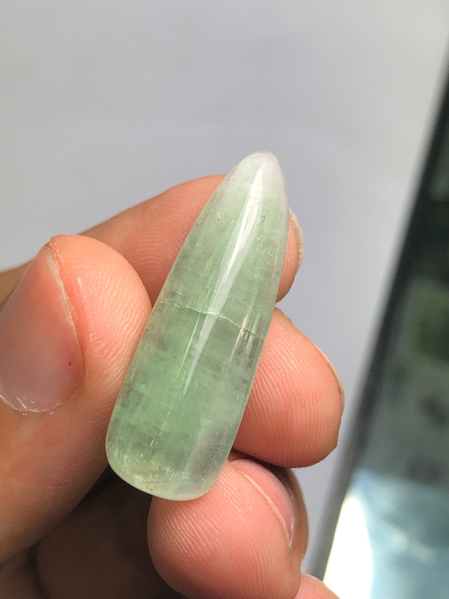 Mint green tourmaline cabochon 16.50 carat