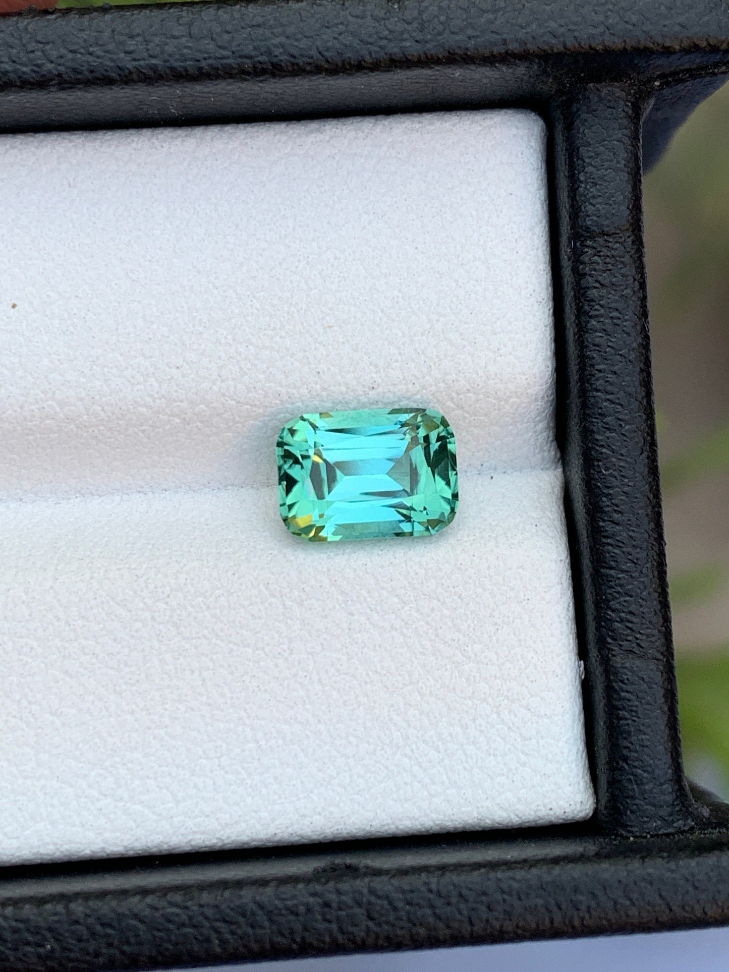 Blue green tourmaline loop clean 1.60 carat