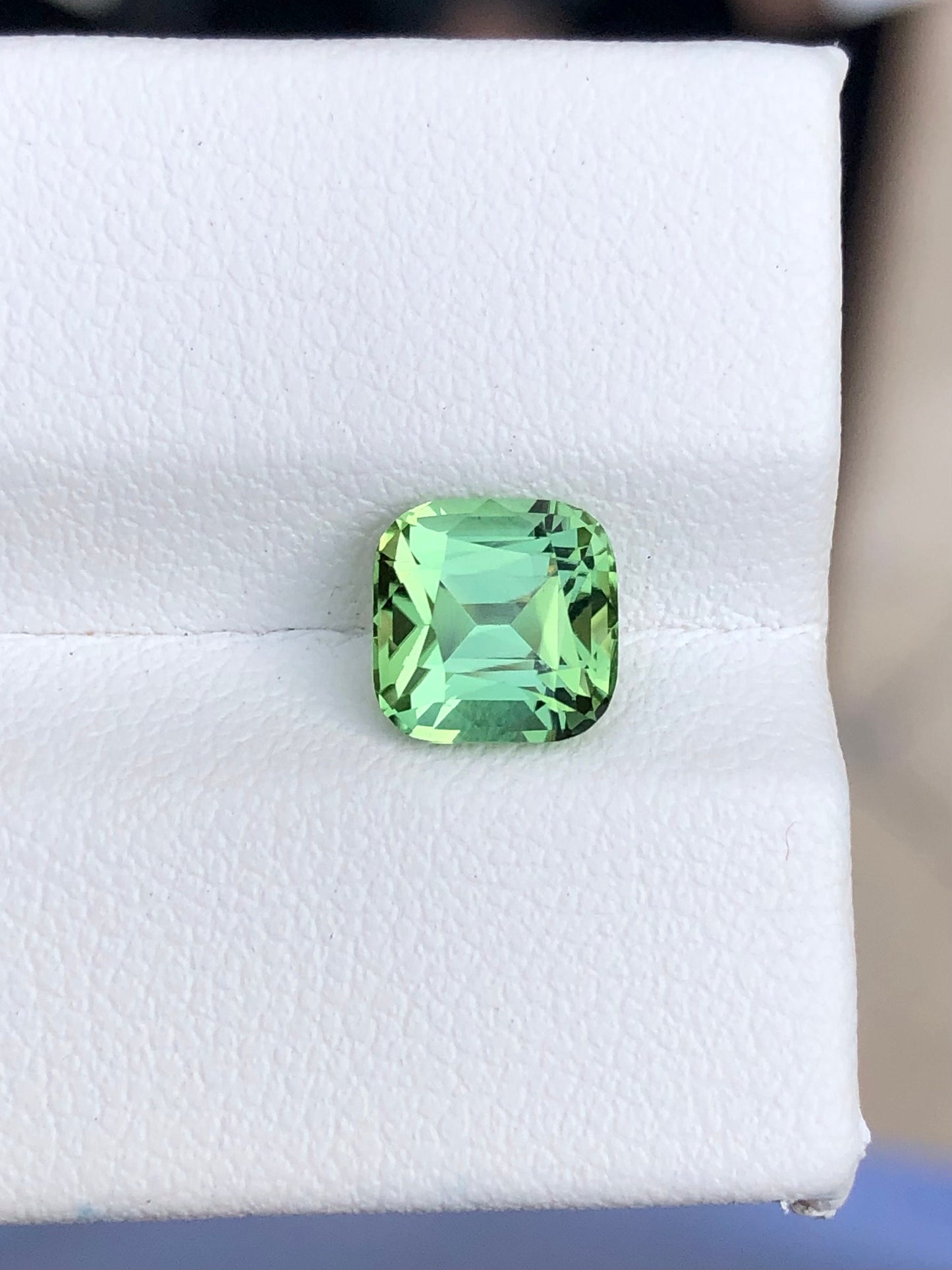 Mint green tourmaline 1.90 carat natural