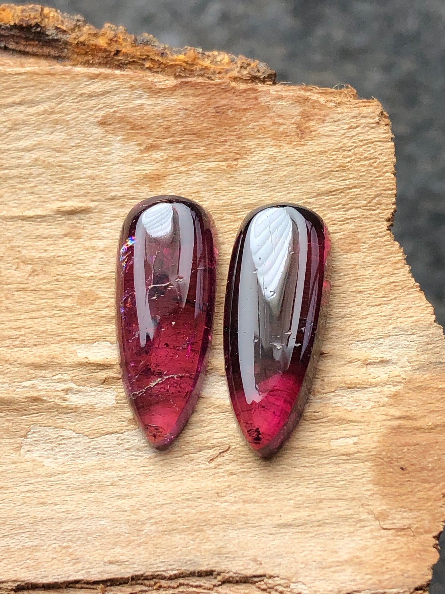 Red tourmaline tourmaline pair 16.60 carats