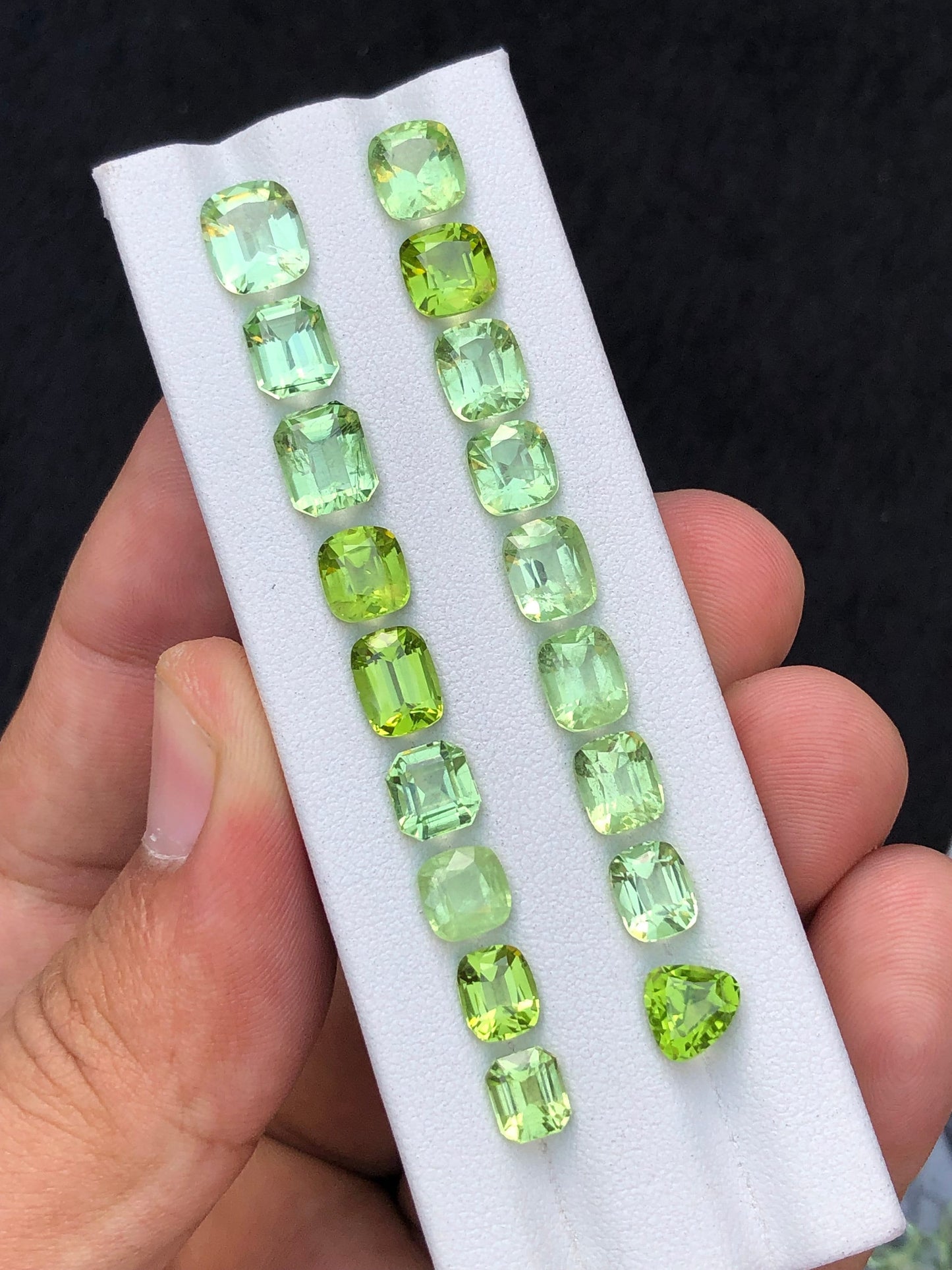 Natural faceted peridot 28.20 carats