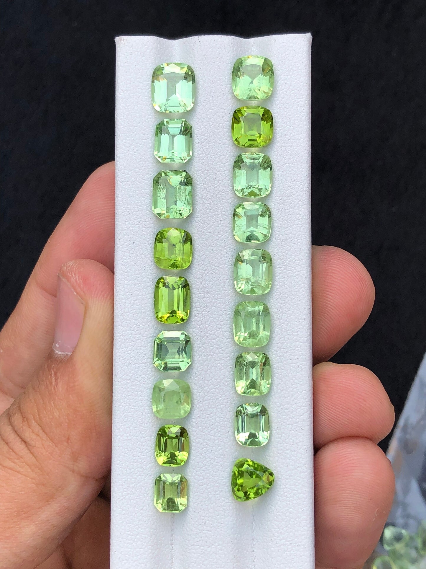 Natural faceted peridot 28.20 carats