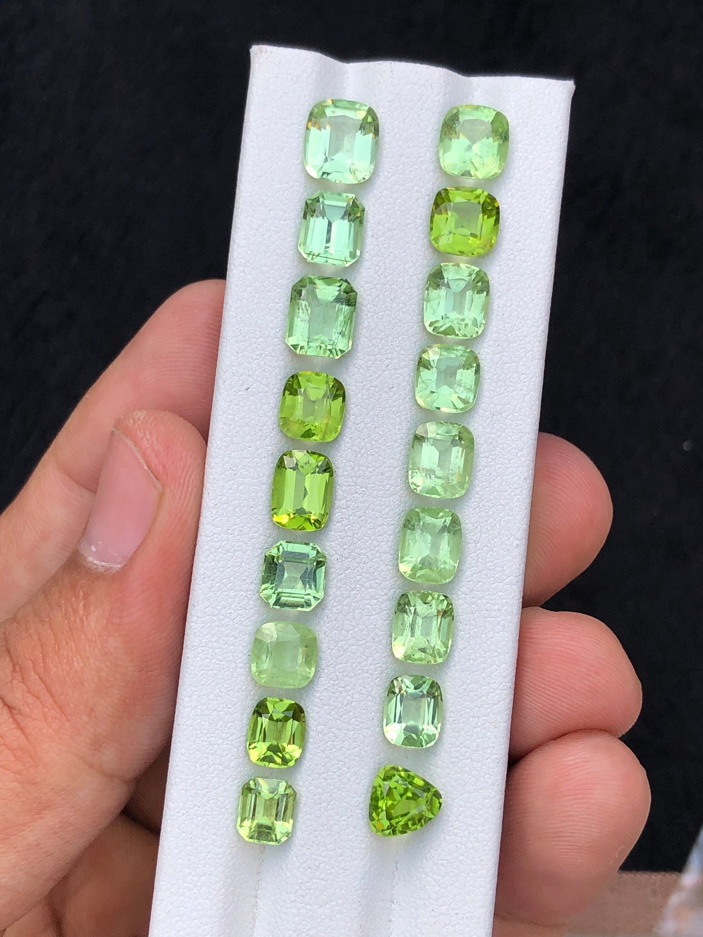 Natural faceted peridot 28.20 carats