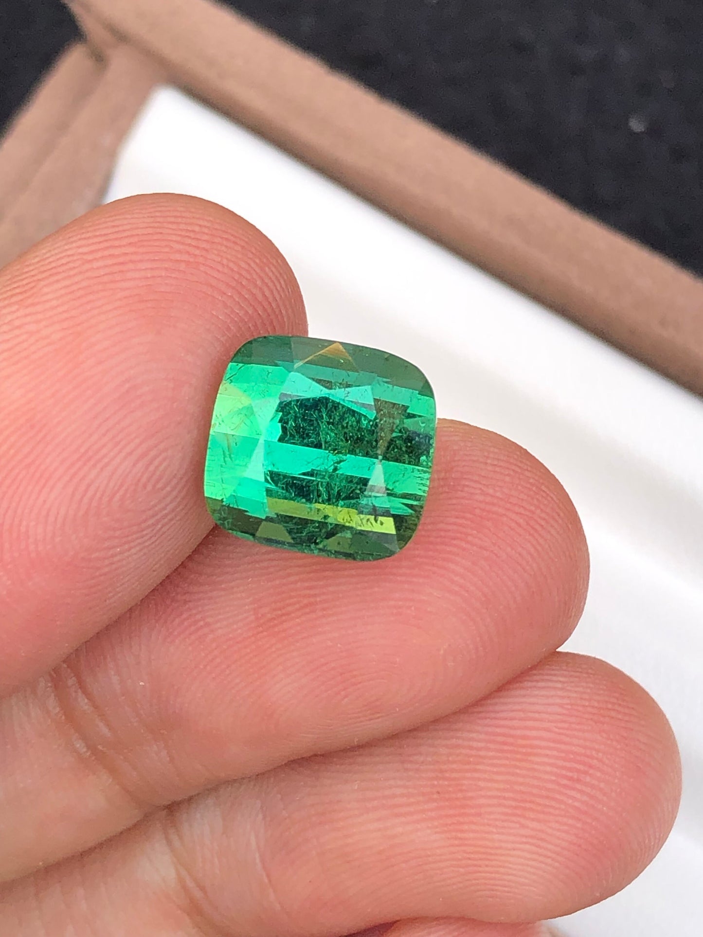 Green tourmaline 7.10 carat origin Afghanistan