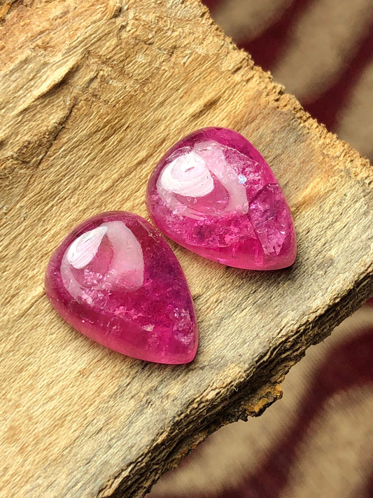 Natural tourmaline pair 16 carat