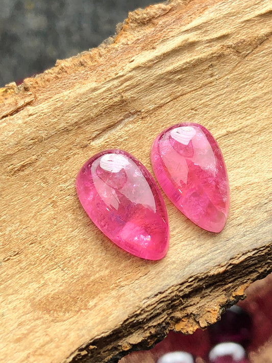 Natural pink tourmaline pair cabochon 11.60 Ca