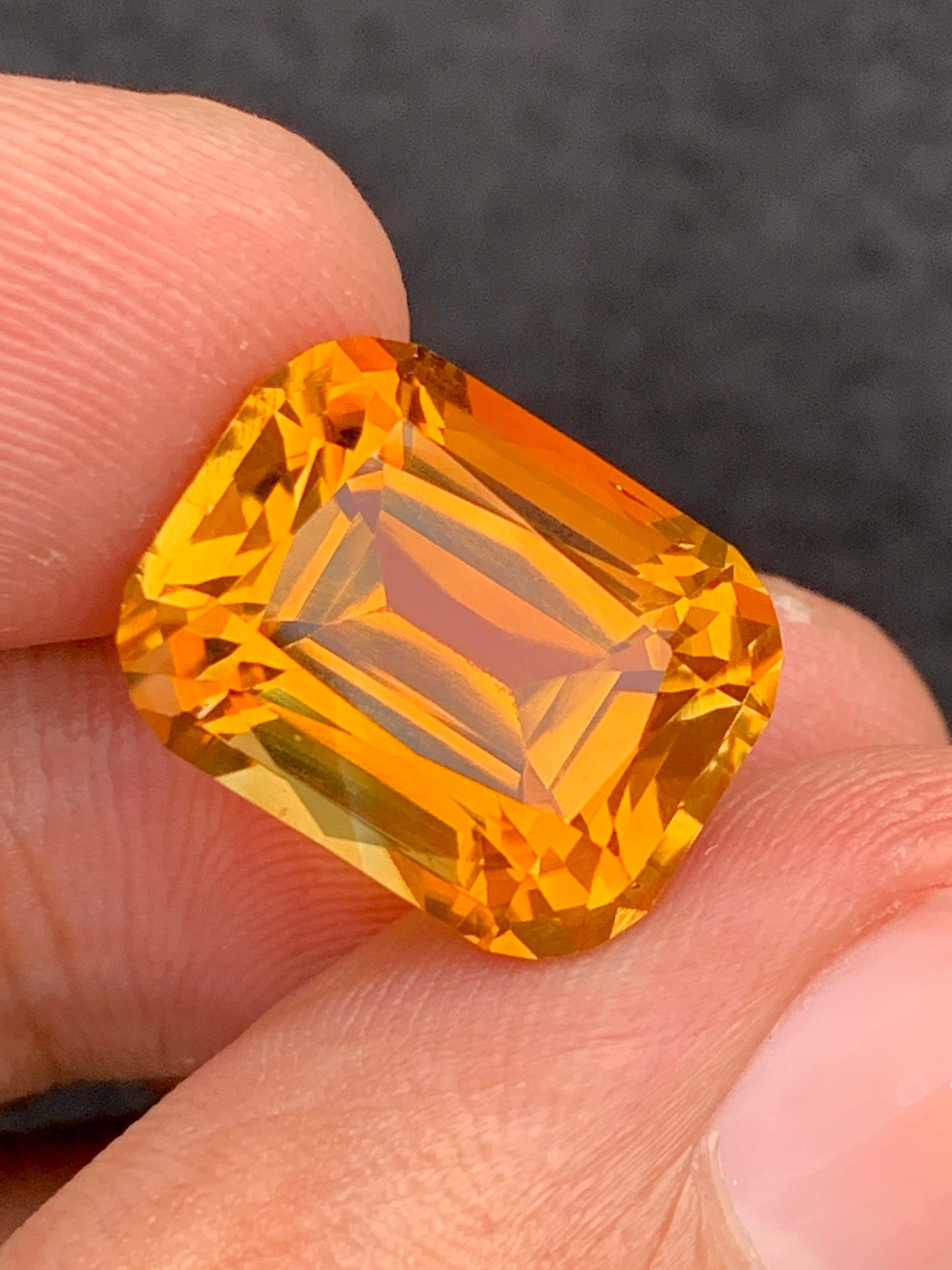 Madrine citrine 12 carat