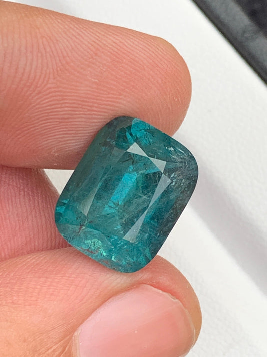 Indicolite tourmaline 10 carat