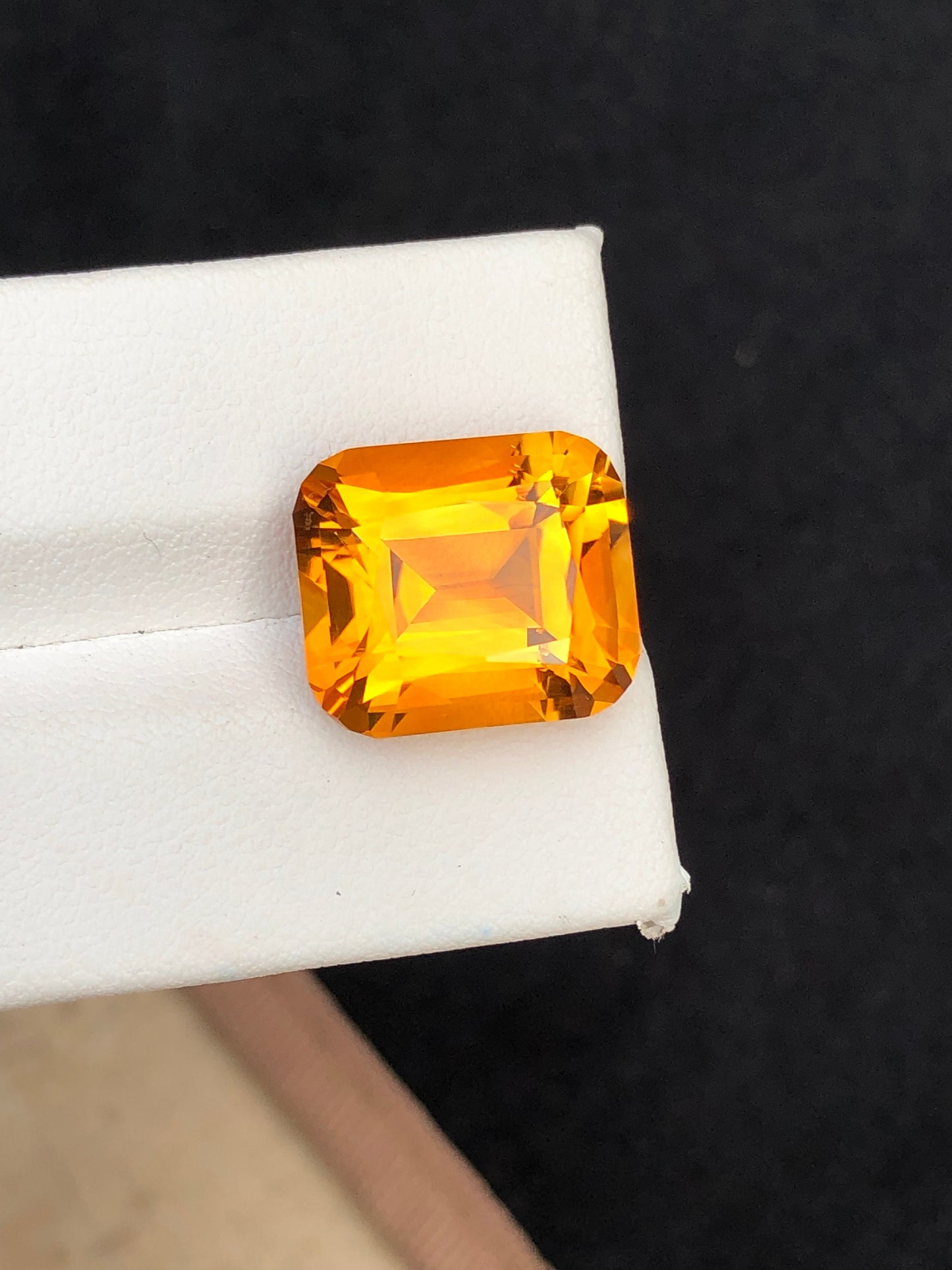 Madrine citrine 12.70 carat