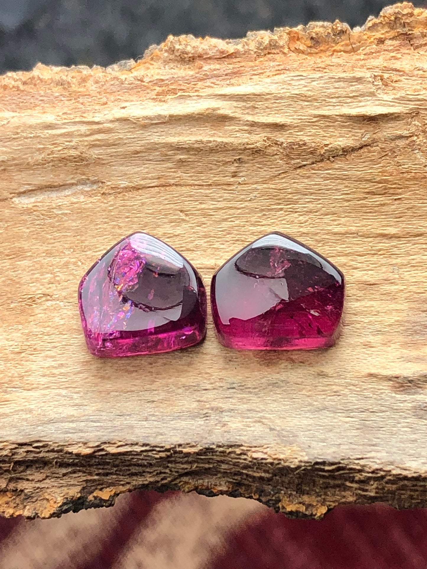 Natural tourmaline pair 11 carat