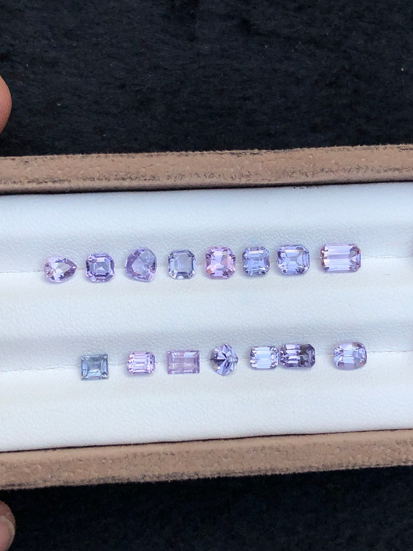 Lavender spinel lot origin Afghanistan badakhshan mines 5 carats