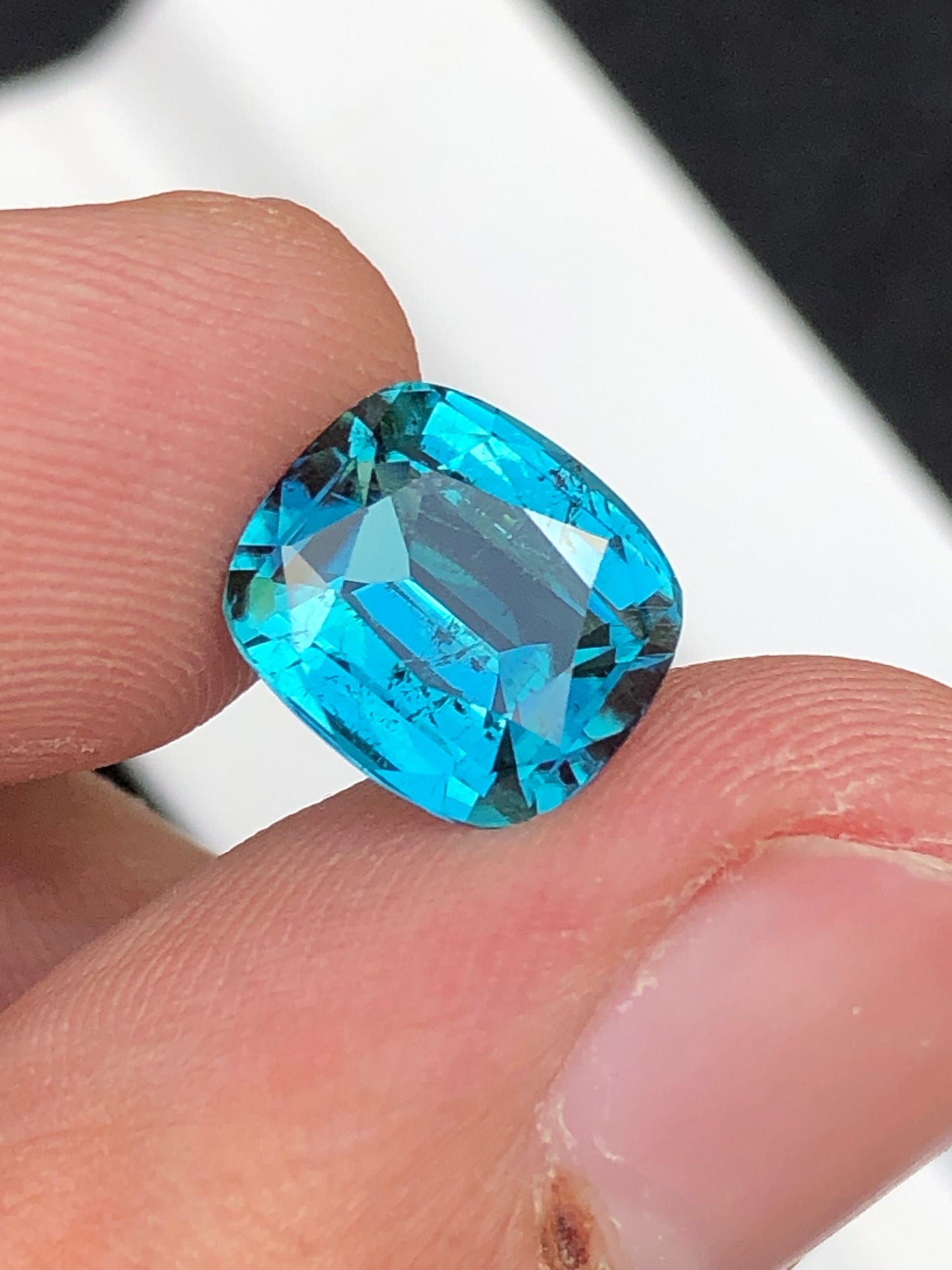 Neon blue tourmaline 3.75 carat