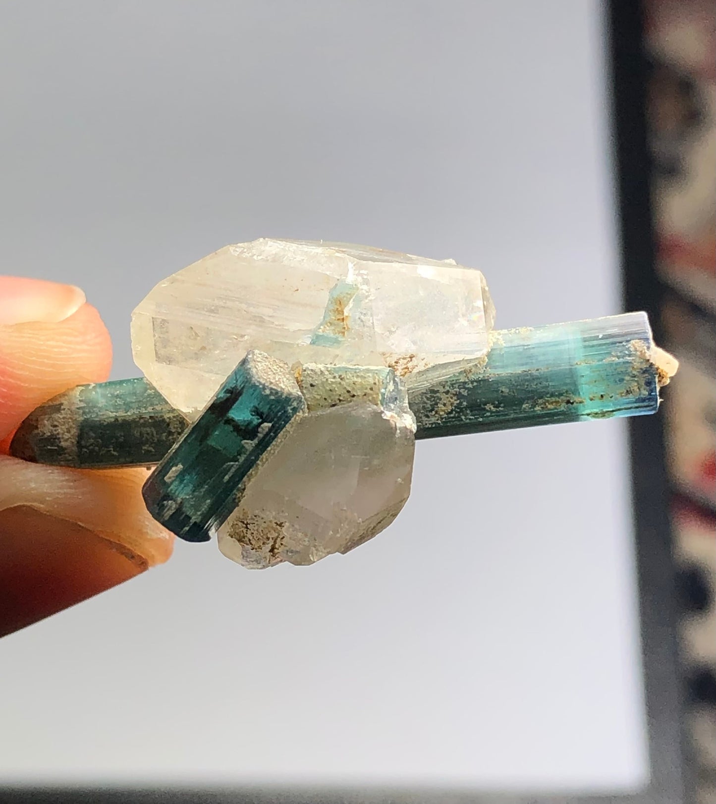 Natural blue tourmaline crystal combined whith quartz