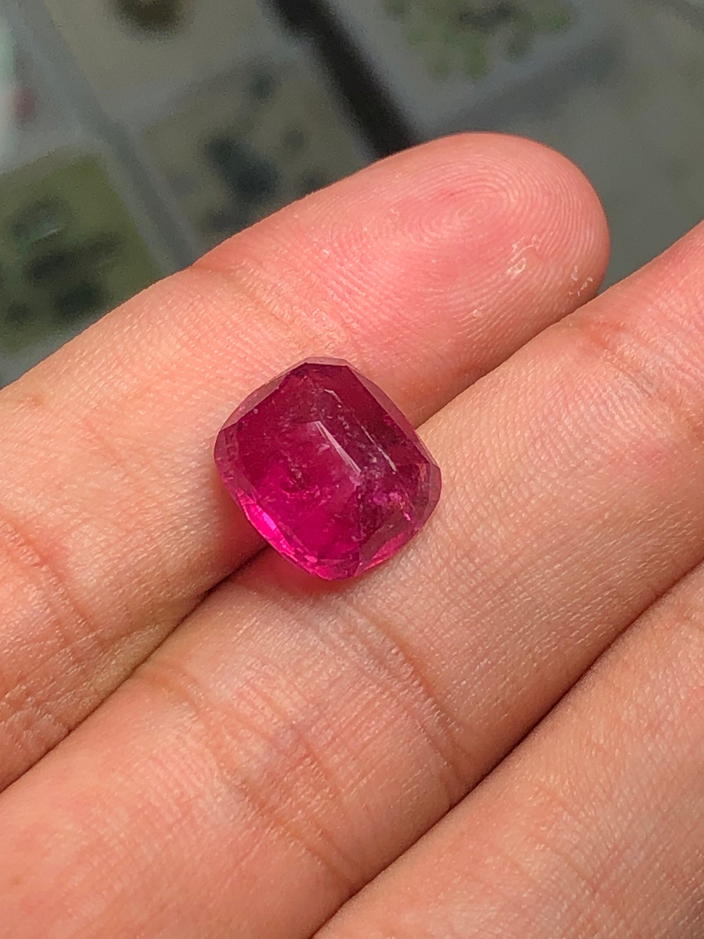 Rubilight tourmaline 6.20 carat