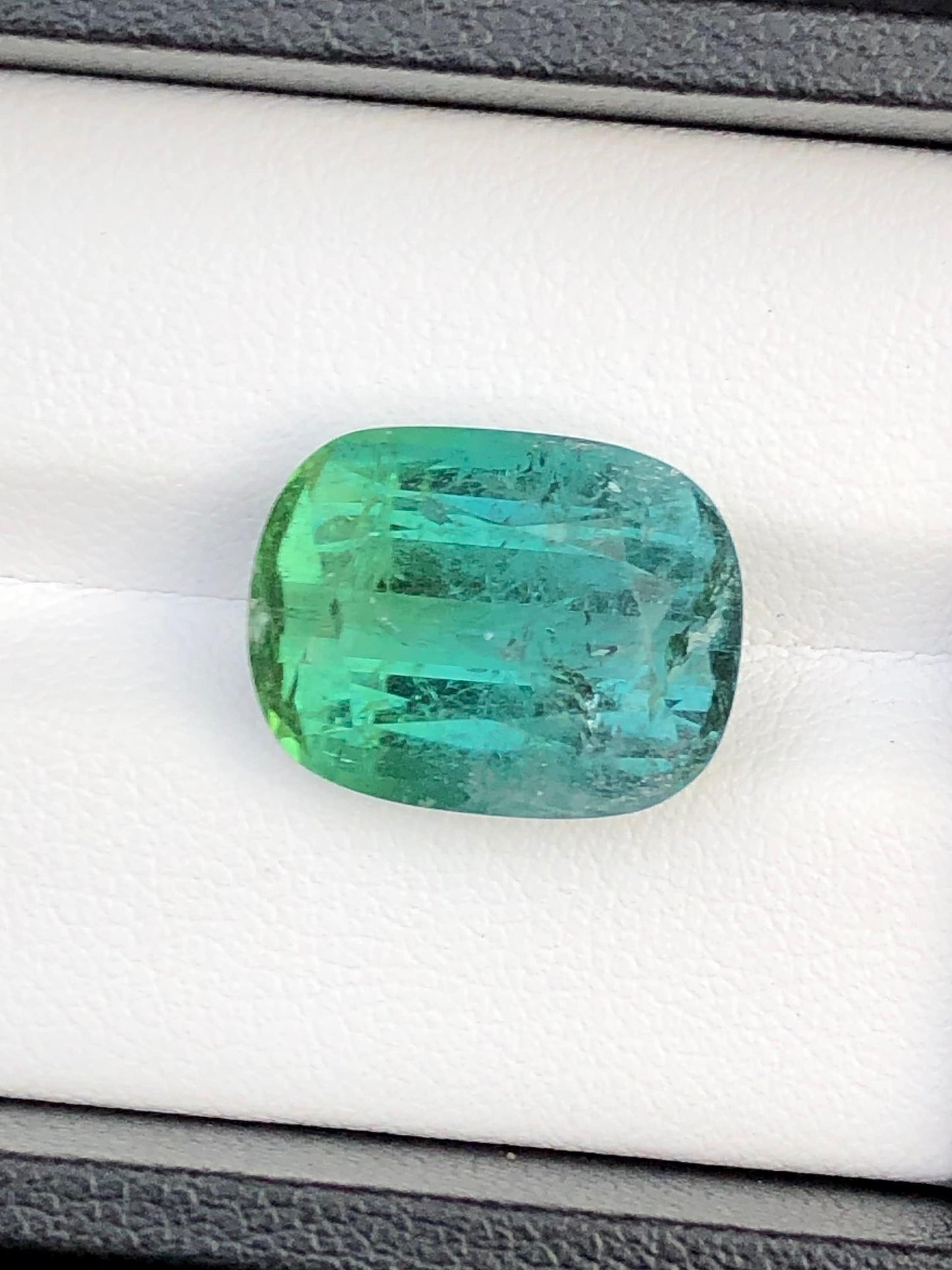 Bluish green tourmaline 13.65 carat