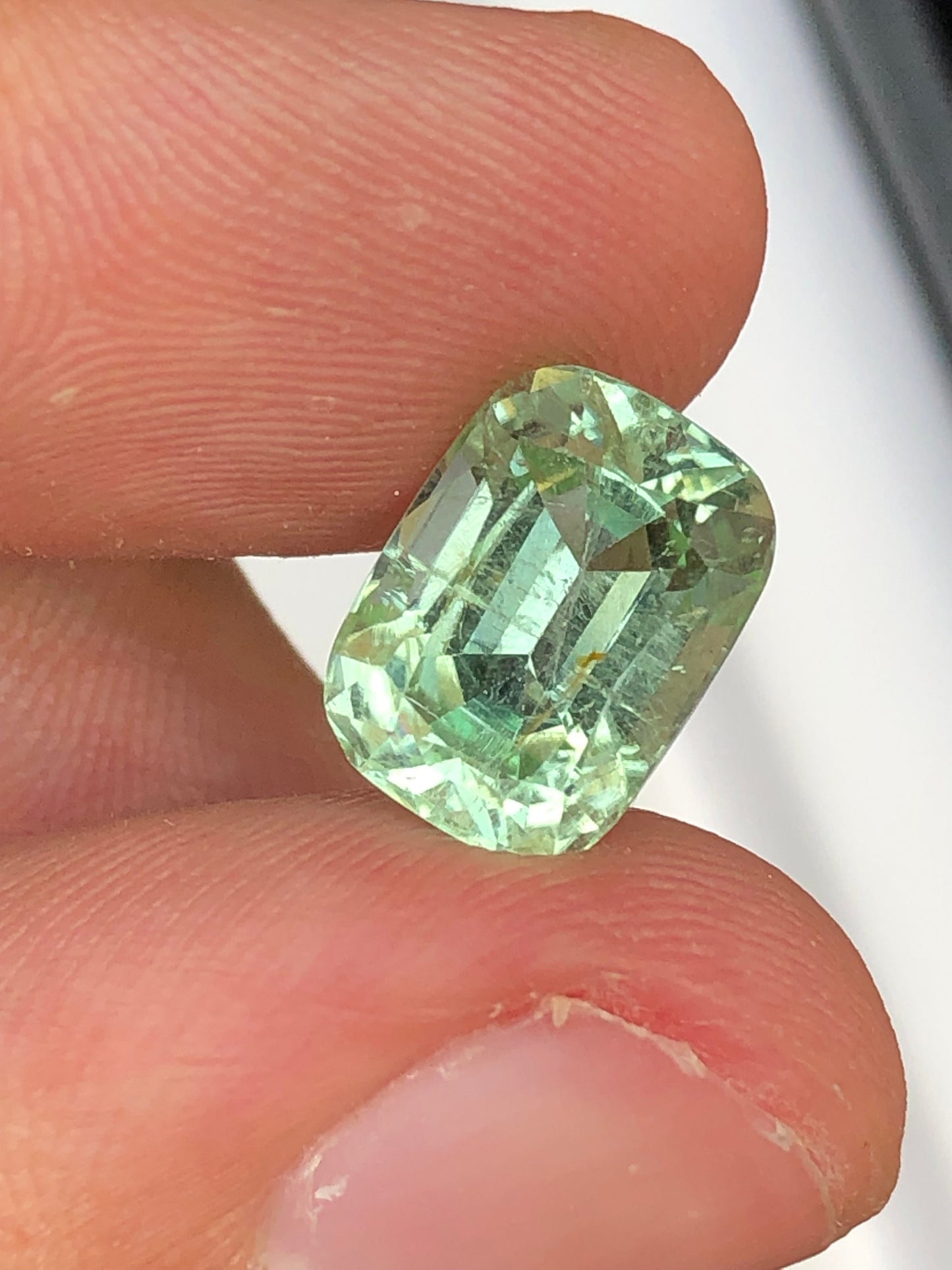 Natural Sea foam tourmaline 4.70 carat