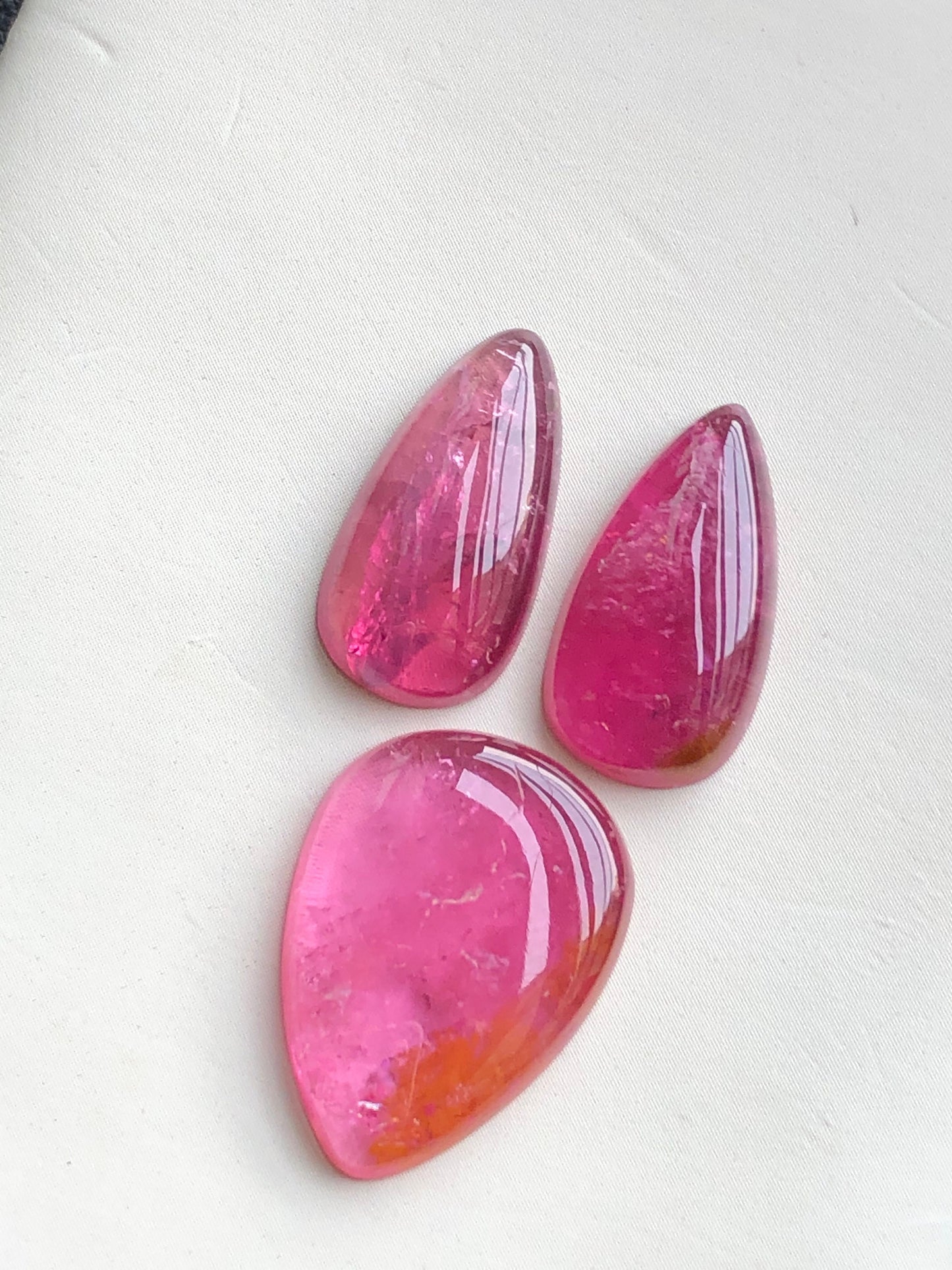 Pairs set tourmaline cabochons lot 20.80 carats