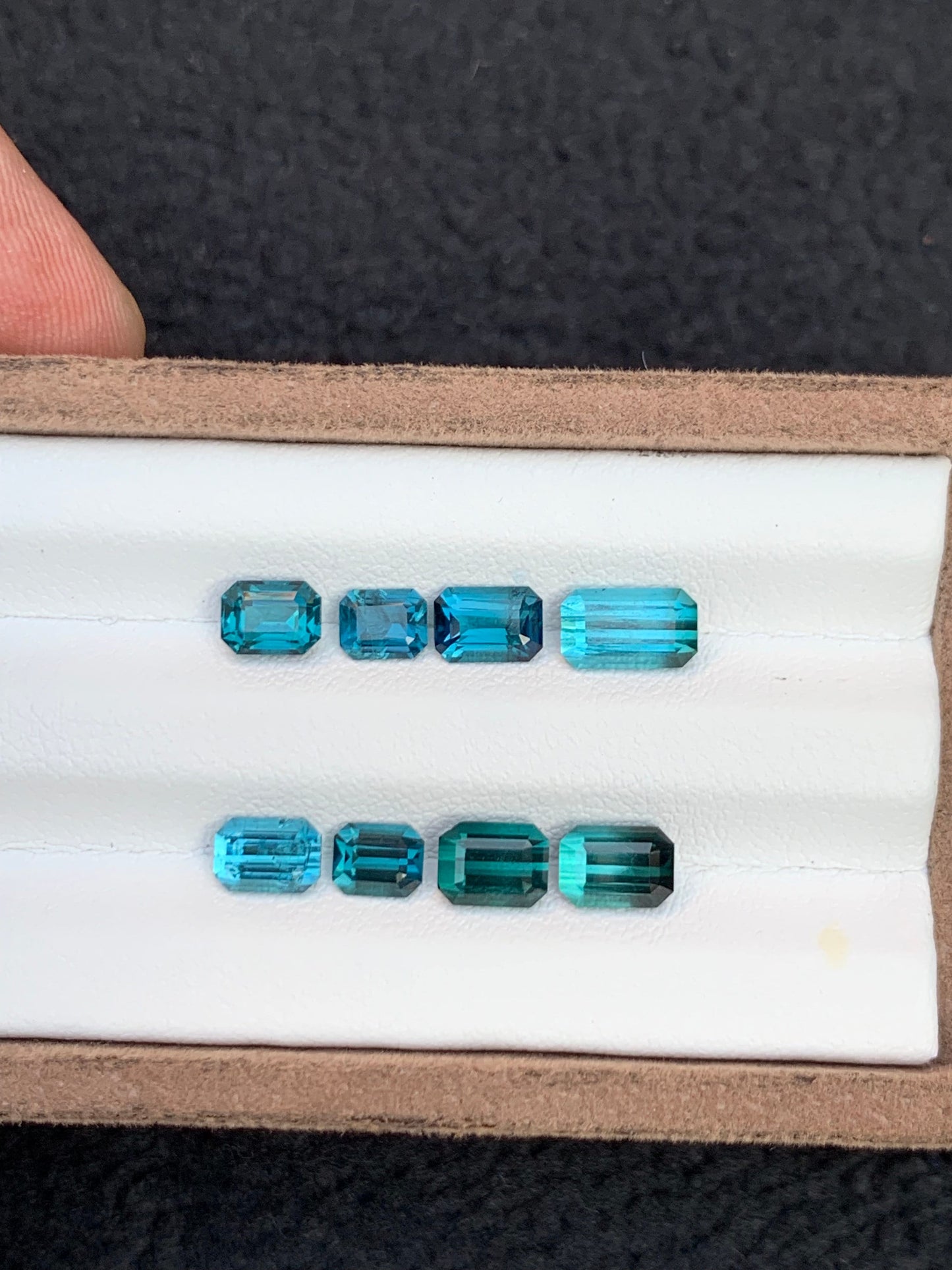 6 carats Neon blue tourmaline lot natural