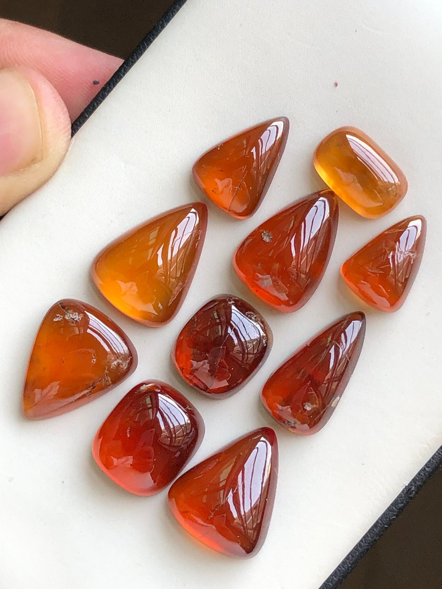 Spesertine garnet cabochons lot 87.70 carats