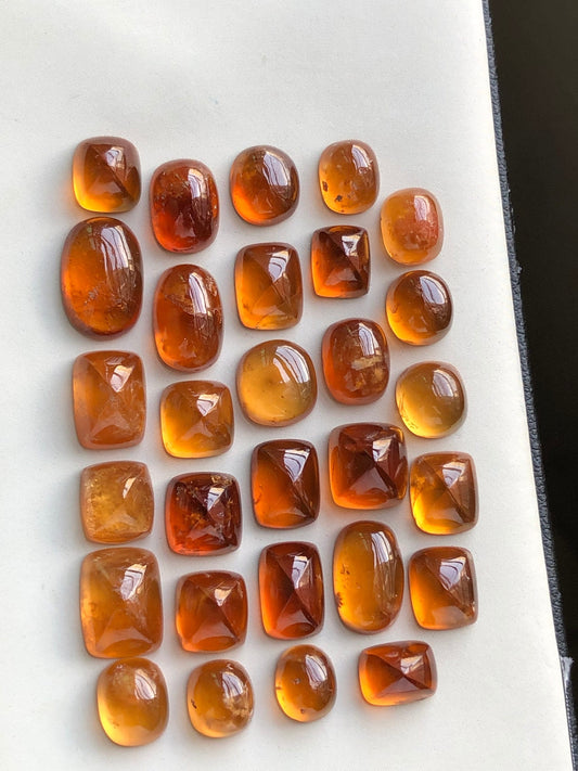 Spesertine Garnet cabochons lot