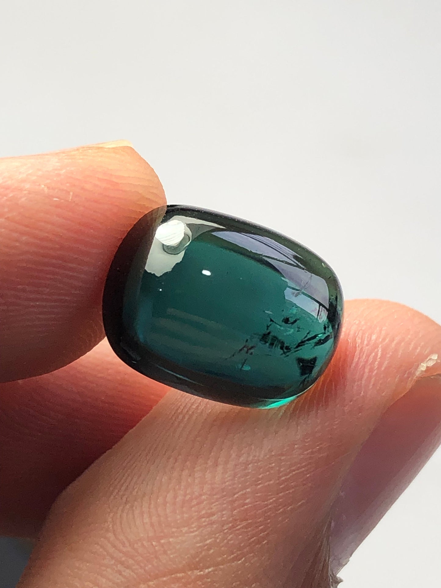 Dark blue tourmaline cabochon 8 carat