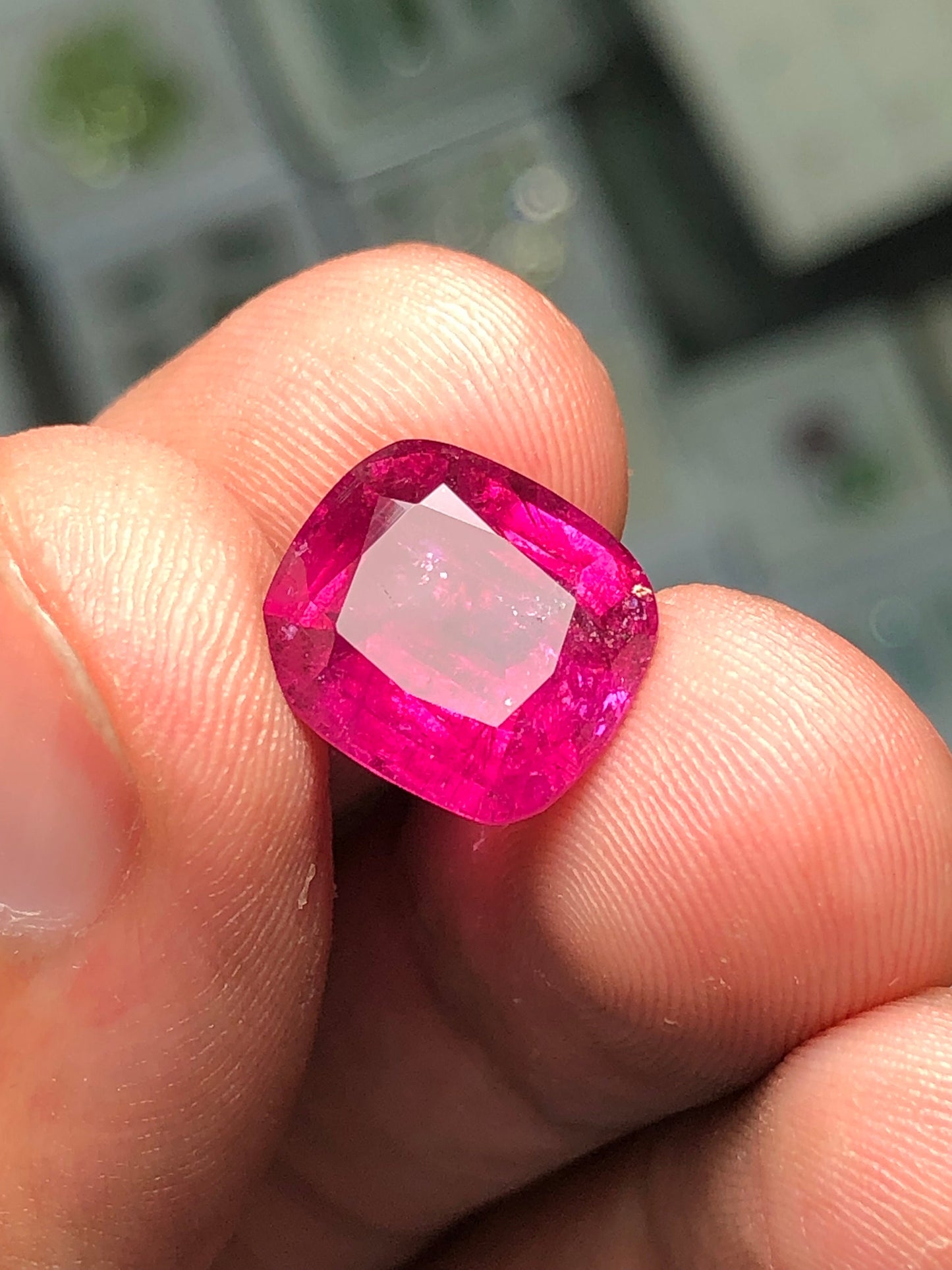 Rubilight tourmaline 6.20 carat