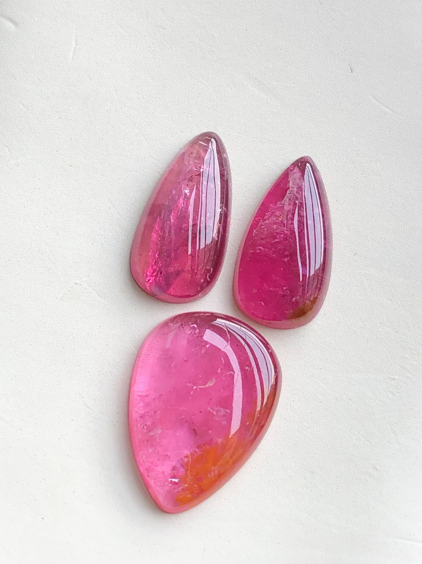 Pairs set tourmaline cabochons lot 20.80 carats