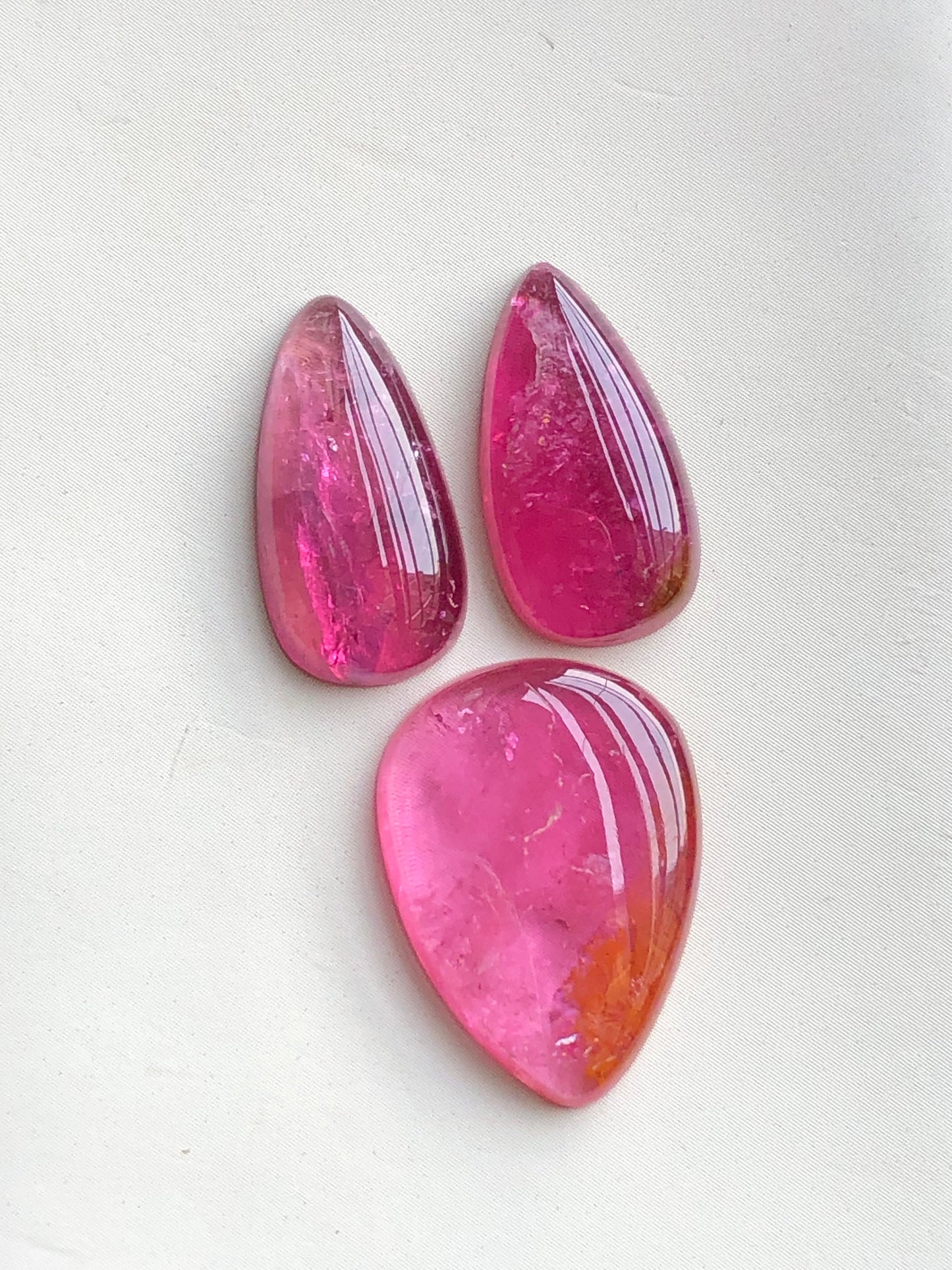 Pairs set tourmaline cabochons lot 20.80 carats