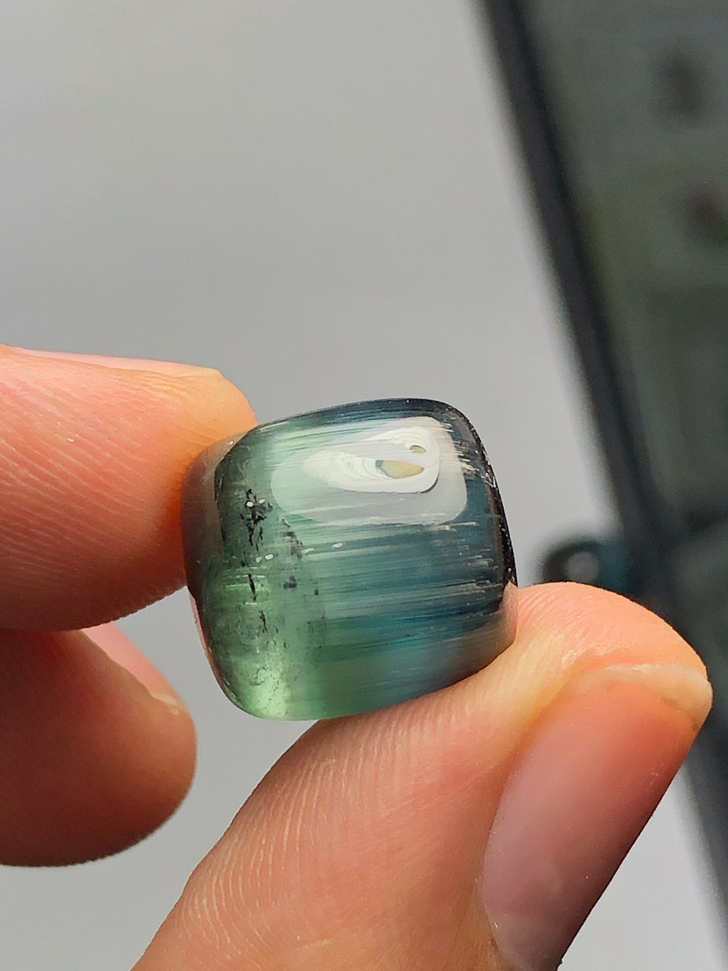 16 carat natural cats eye tourmaline cabochon flat back dimension:14*14*8mm