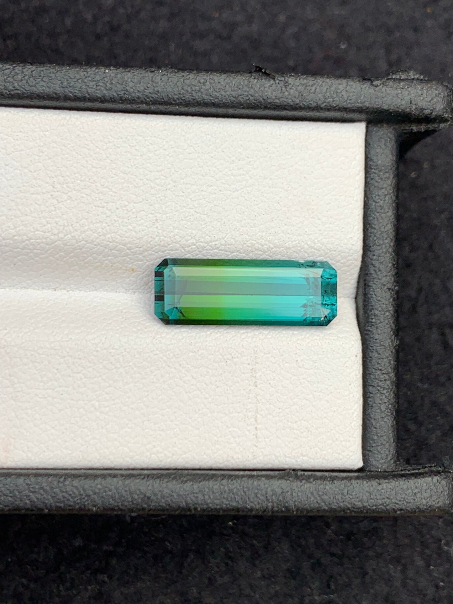 4.15 ct faceted tri colour tourmaline dimension:17*6*4mm