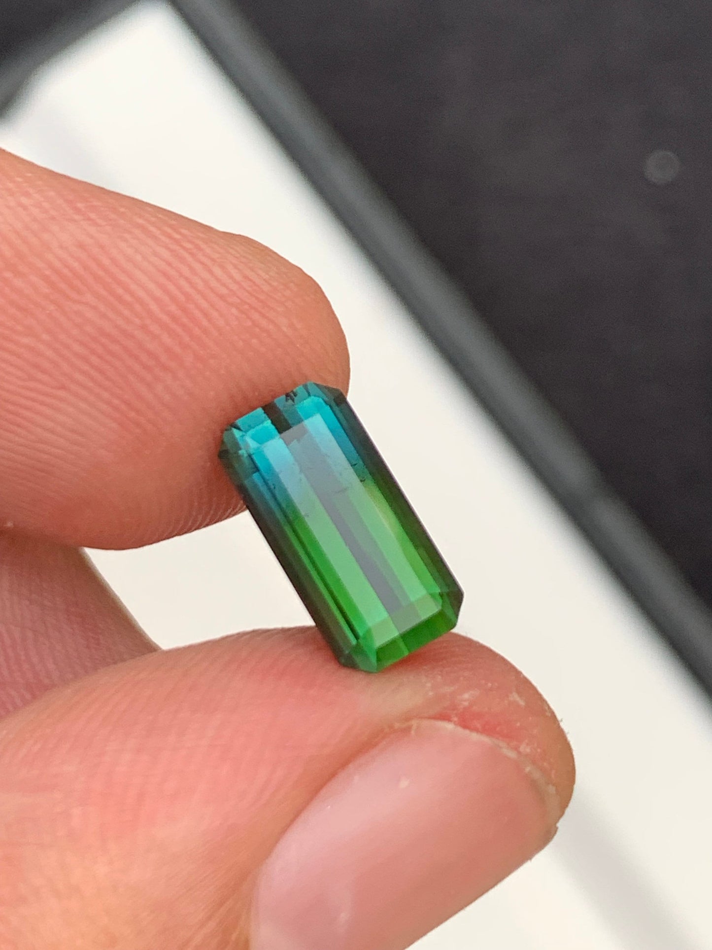 2.50 ct faceted I colour tourmaline dimension:11*6*5mm