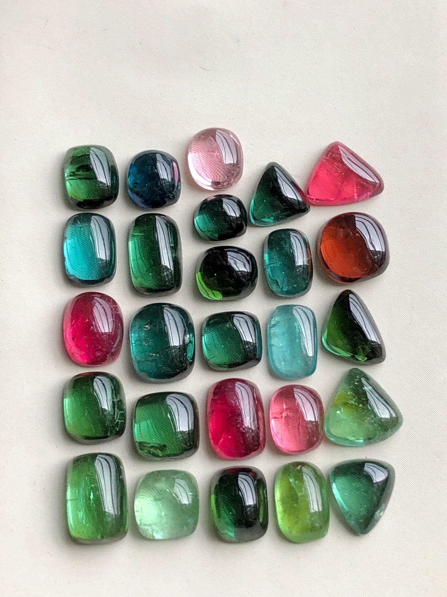 Multi colours tourmaline cabochons lot 32.60 carats