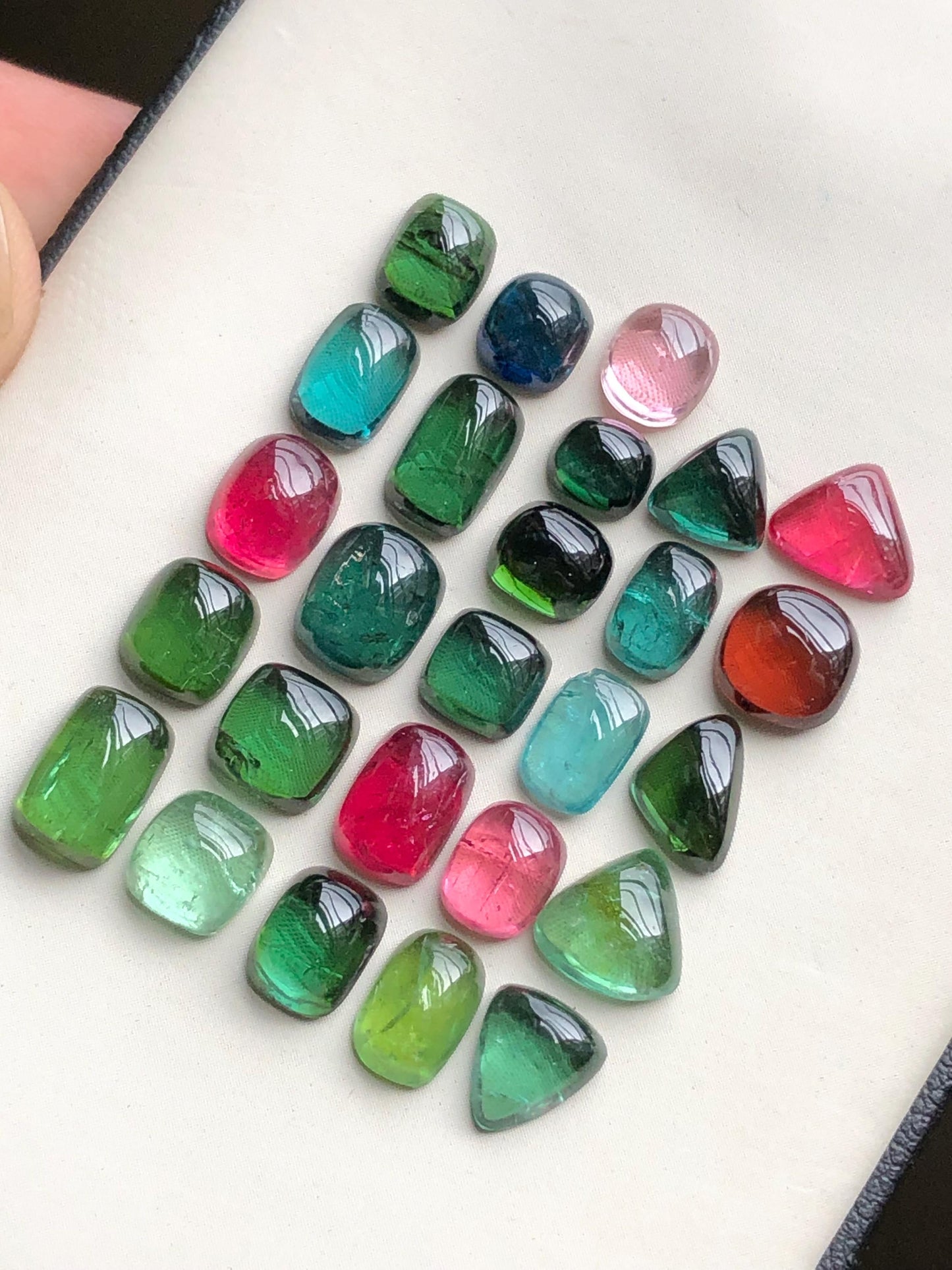 Multi colours tourmaline cabochons lot 32.60 carats