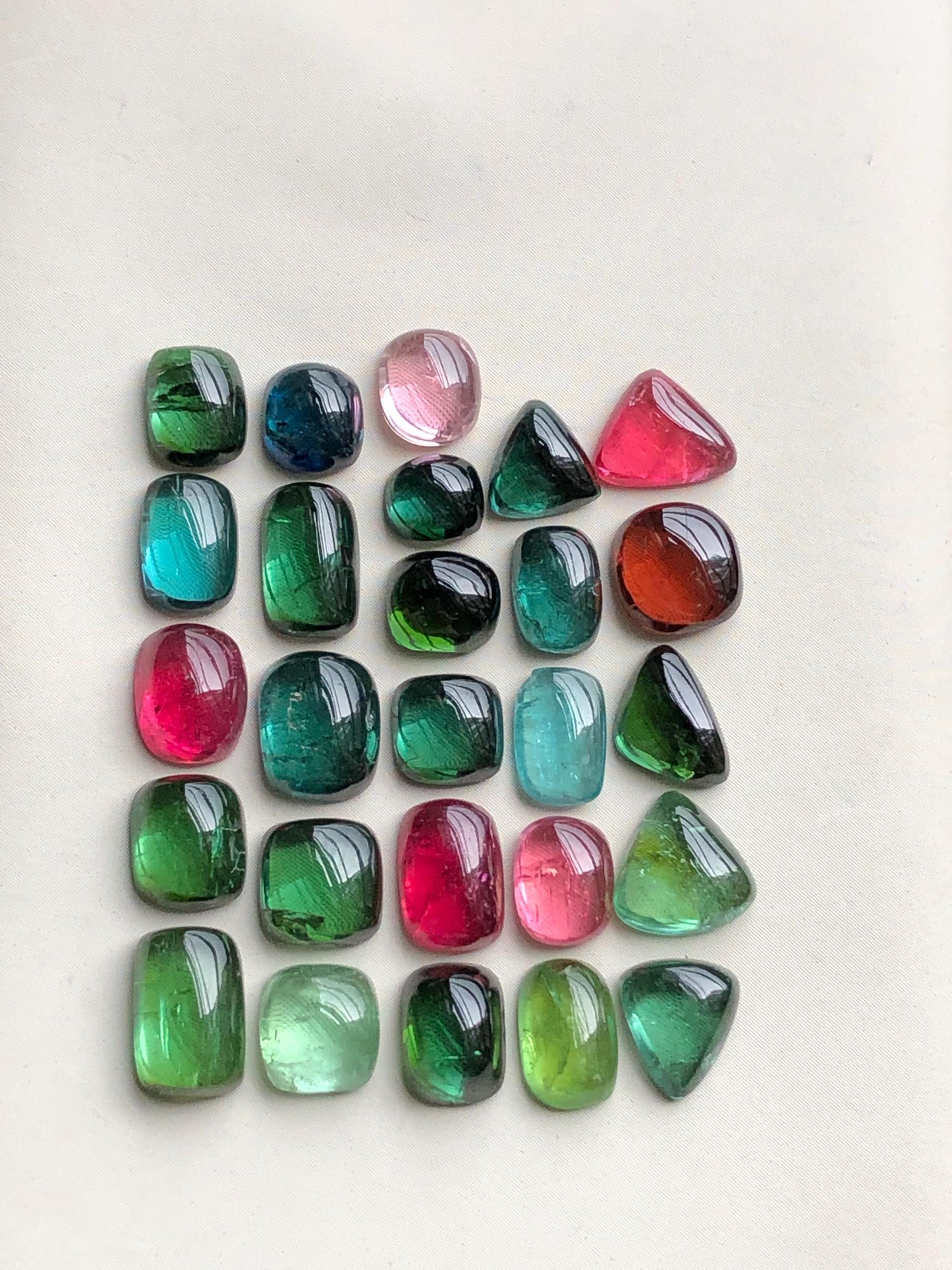 Multi colours tourmaline cabochons lot 32.60 carats