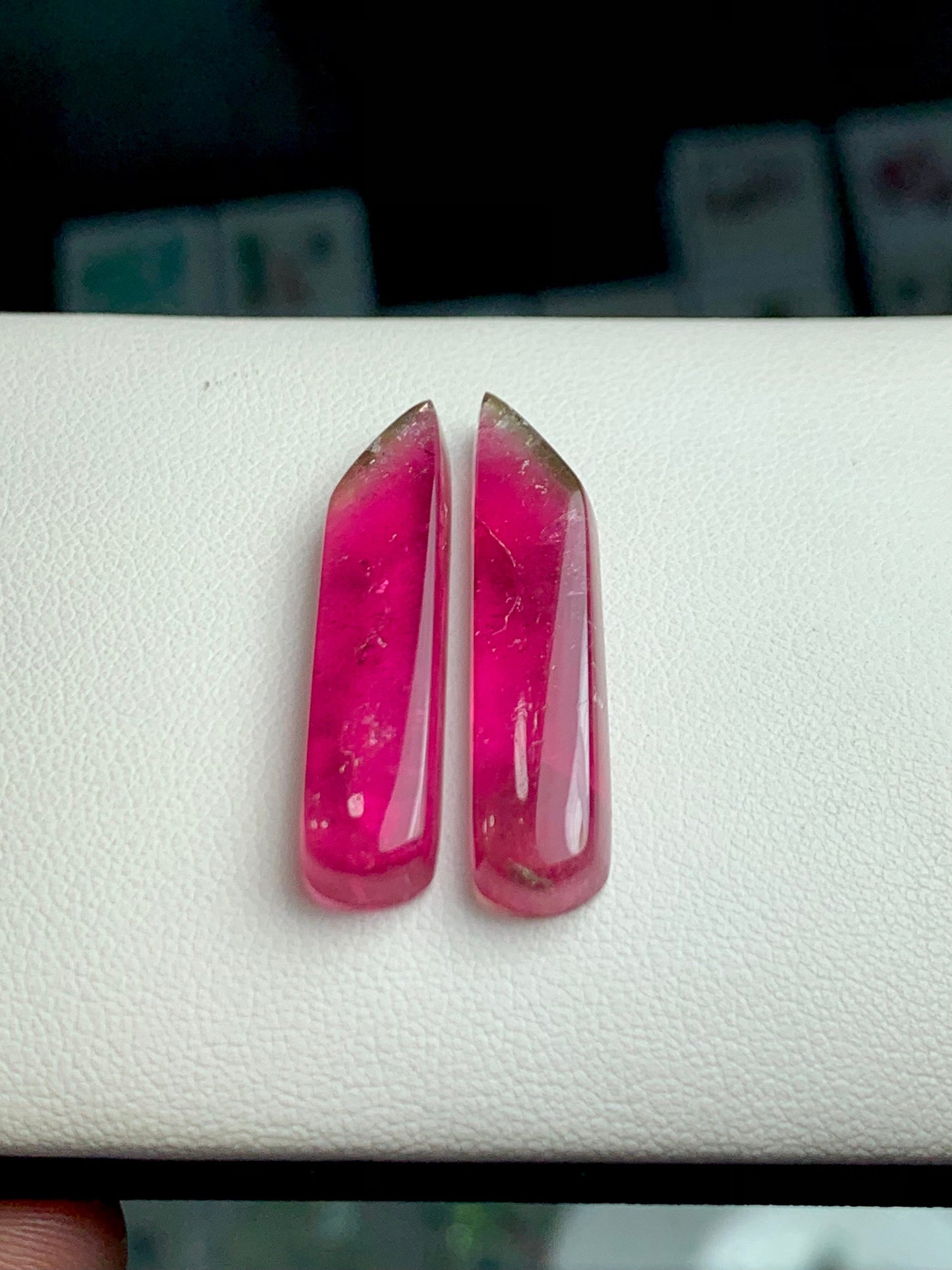 25 ct bi colour tourmaline cabochon pair dimension:32*8*5