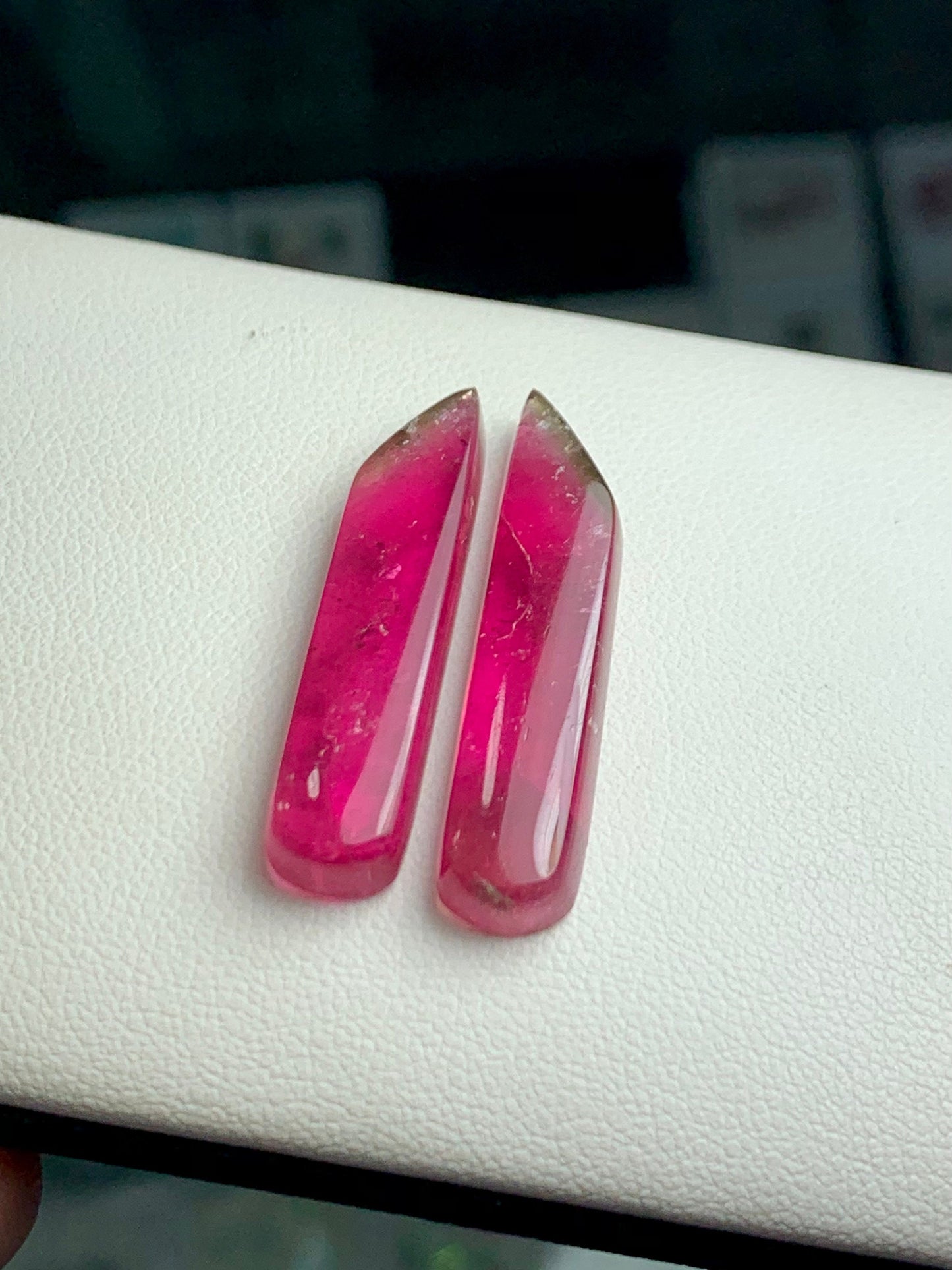 25 ct bi colour tourmaline cabochon pair dimension:32*8*5