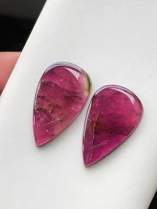 17.20 carats tourmaline pair