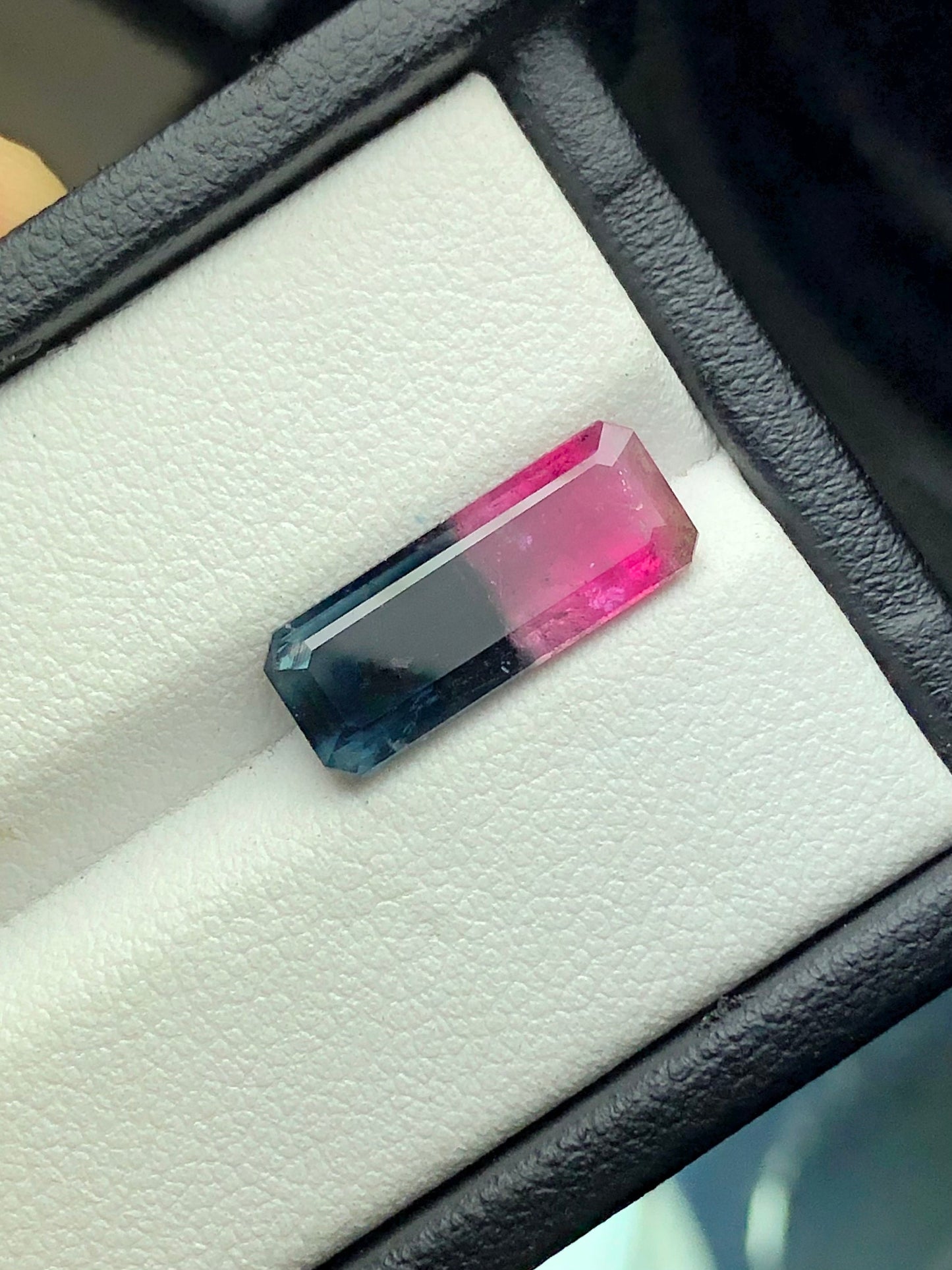 4 carat unique bi colour tourmaline origin Afghanistan