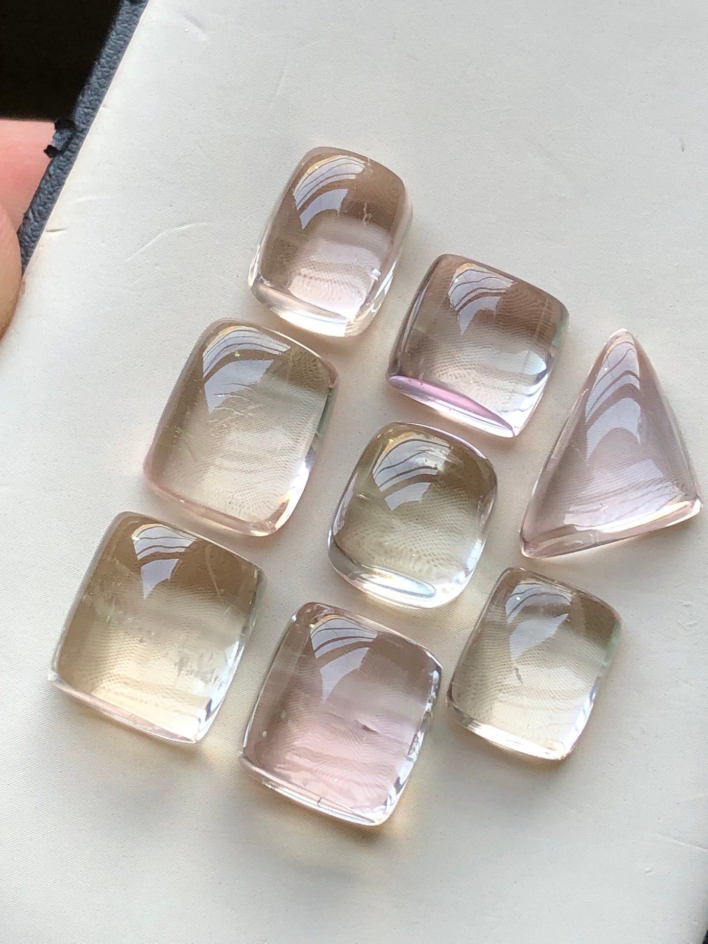 Kunzite cabochons lot 90.90 carats