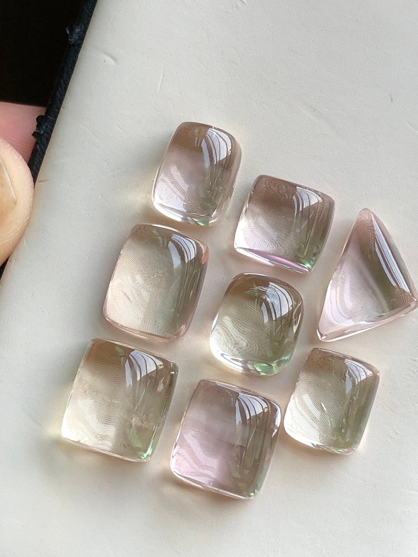 Kunzite cabochons lot 90.90 carats