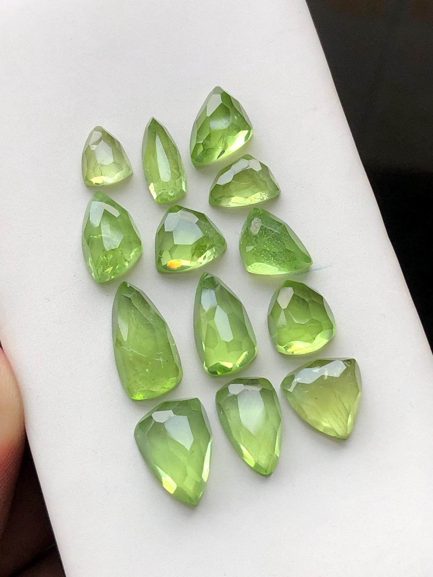 37.70 carats Peridot rose cuts lot